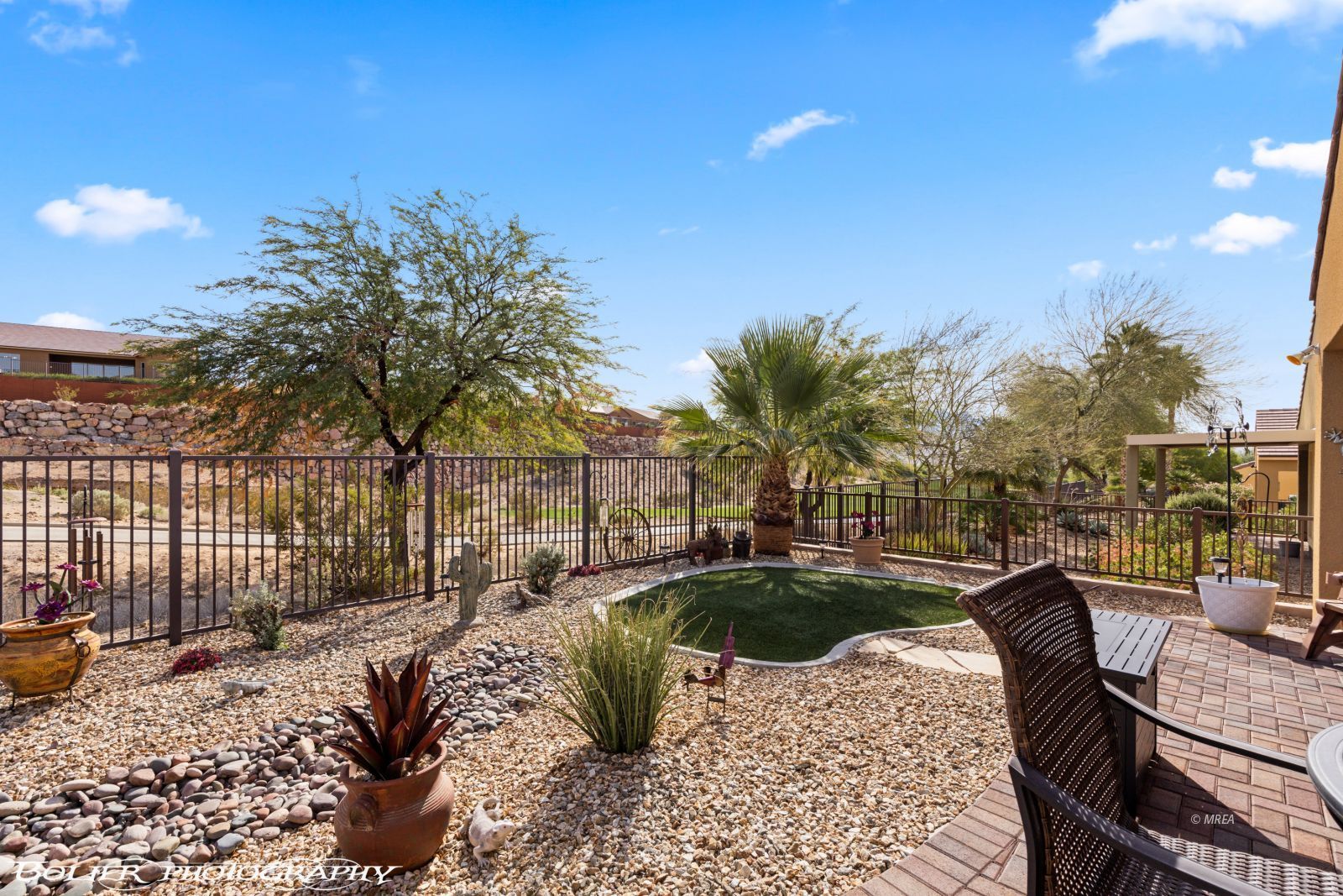 1360  Saddle Horn RDG 