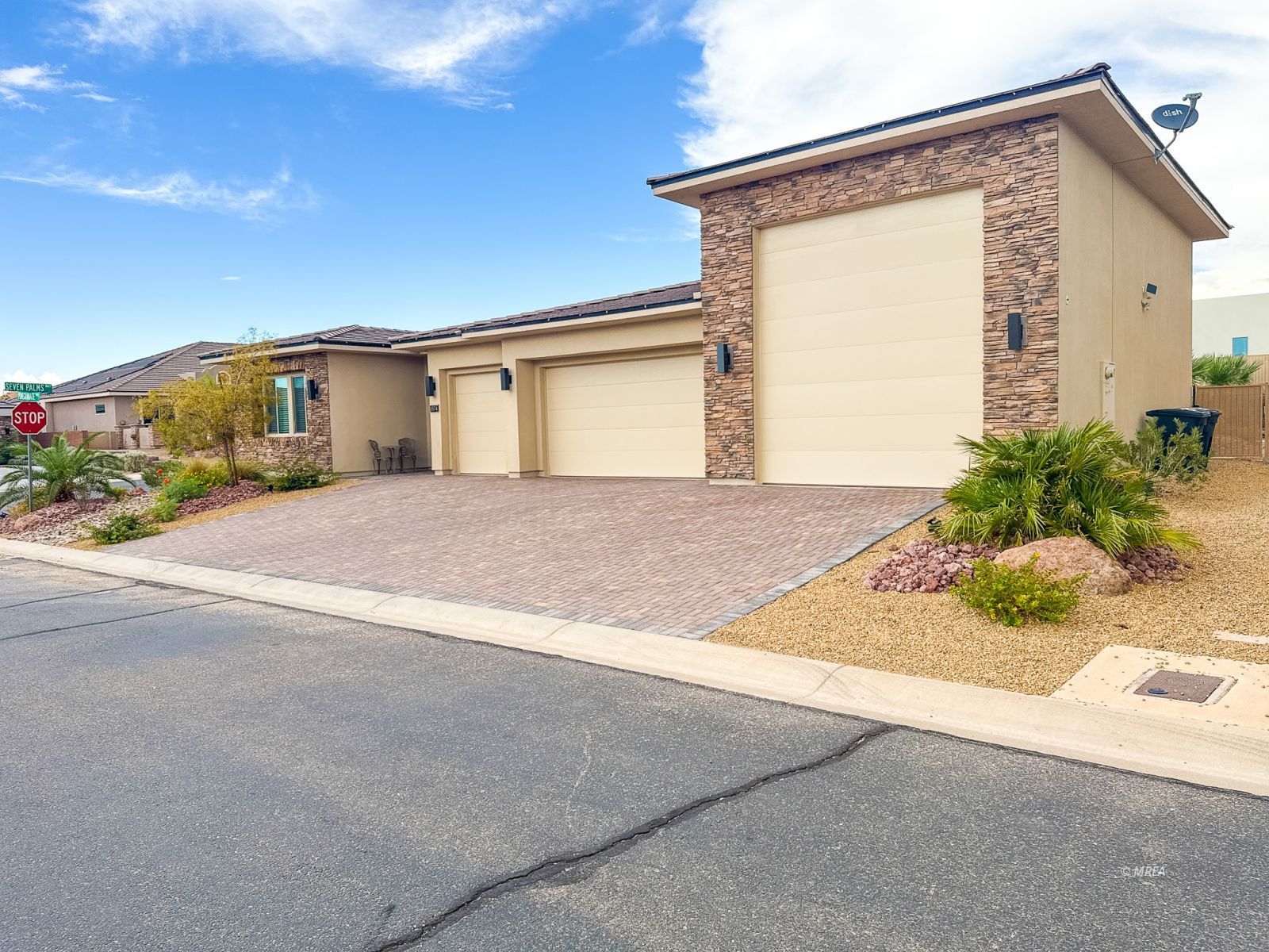 1574  Pomegranate Trail Dr