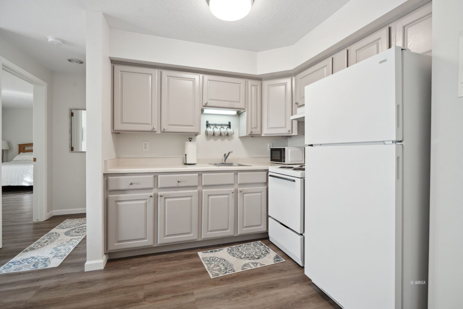 555  Highland Dr #227