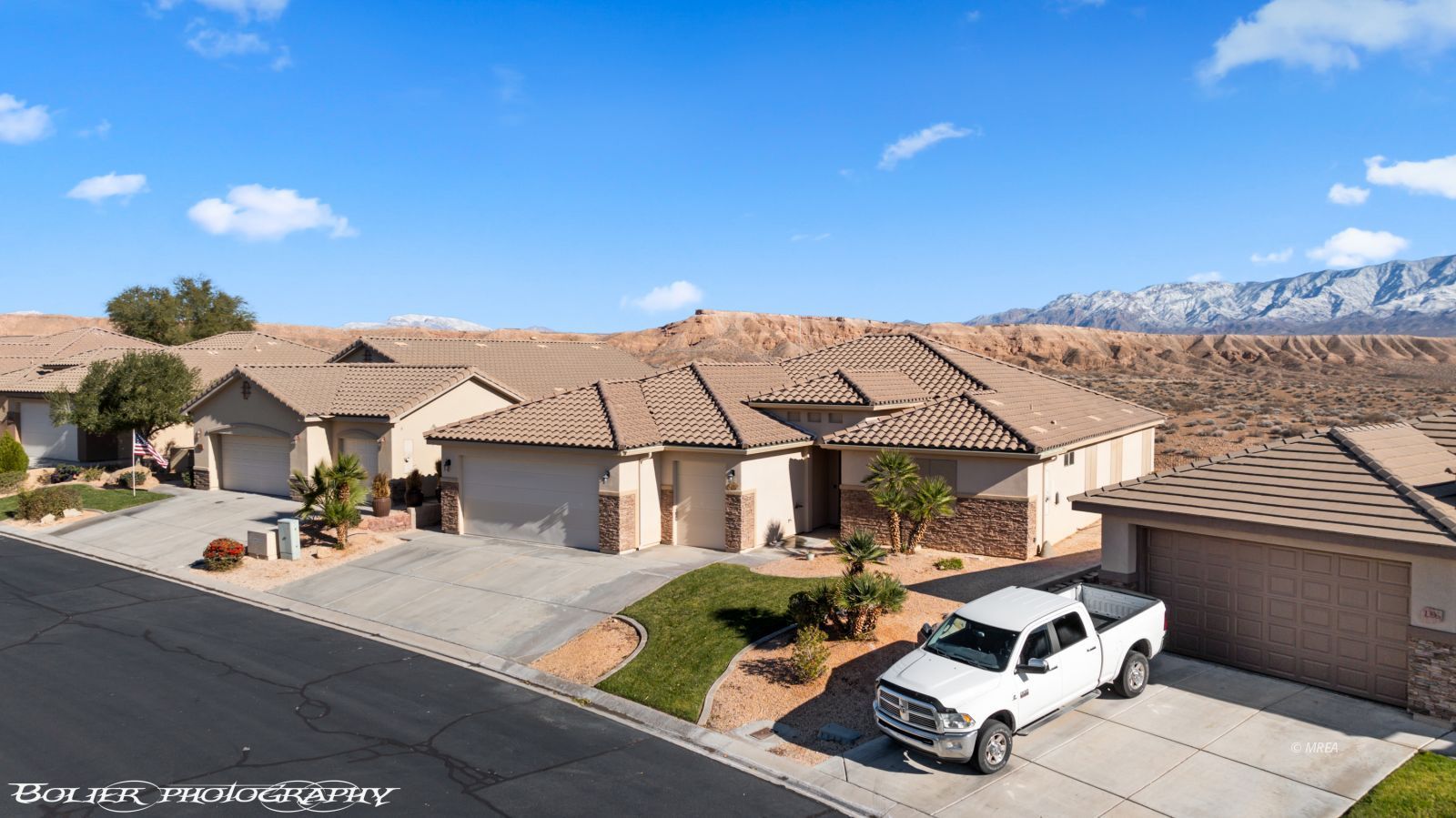 1402  Vista Del Ciudad Dr