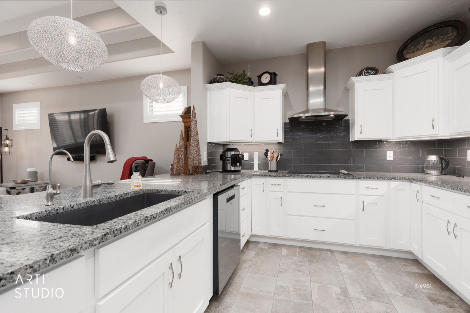 1534  Royal Vista Ln