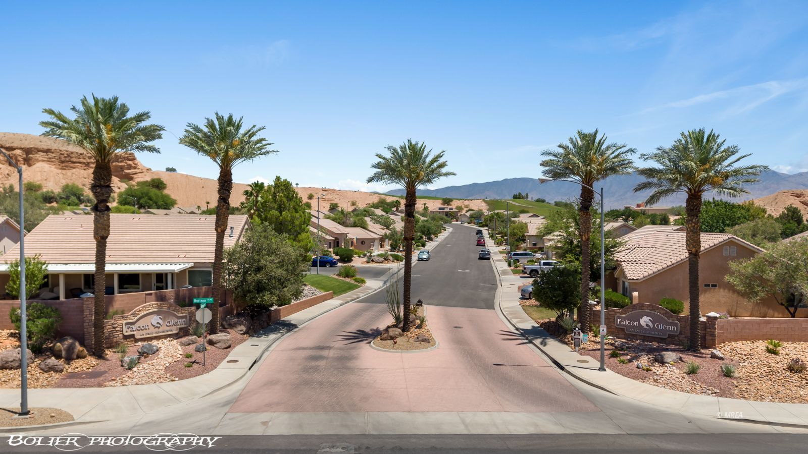 871  Falcon Glenn Dr