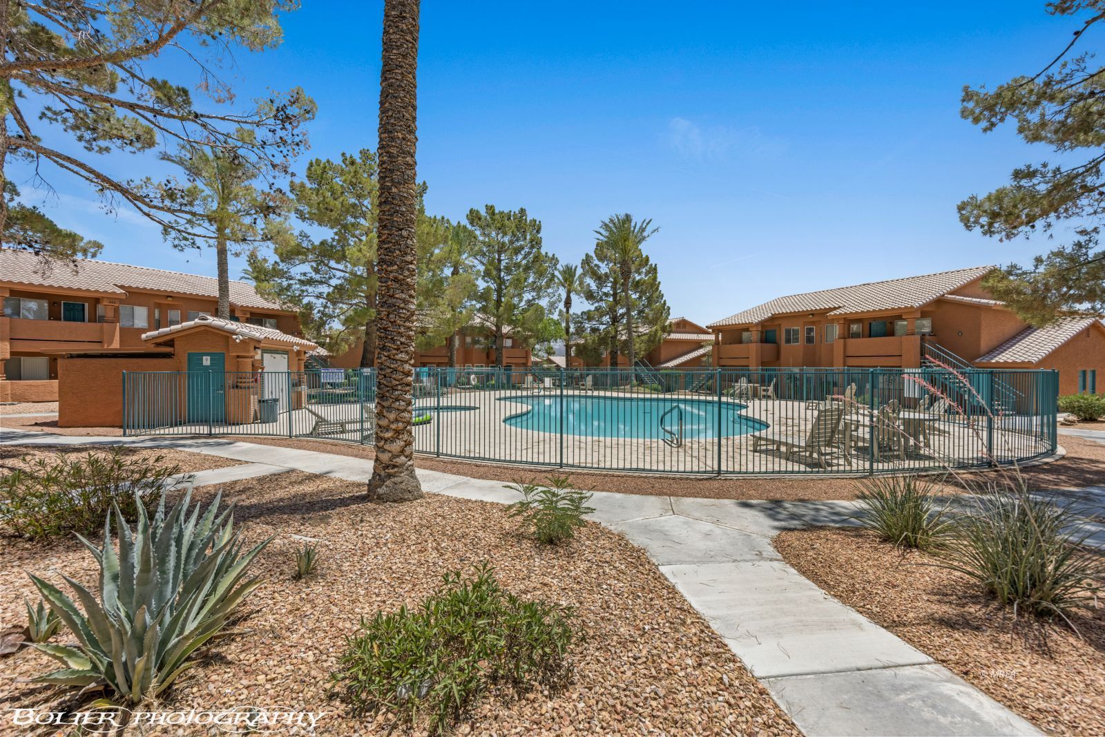 957  Mesquite Springs Dr #201