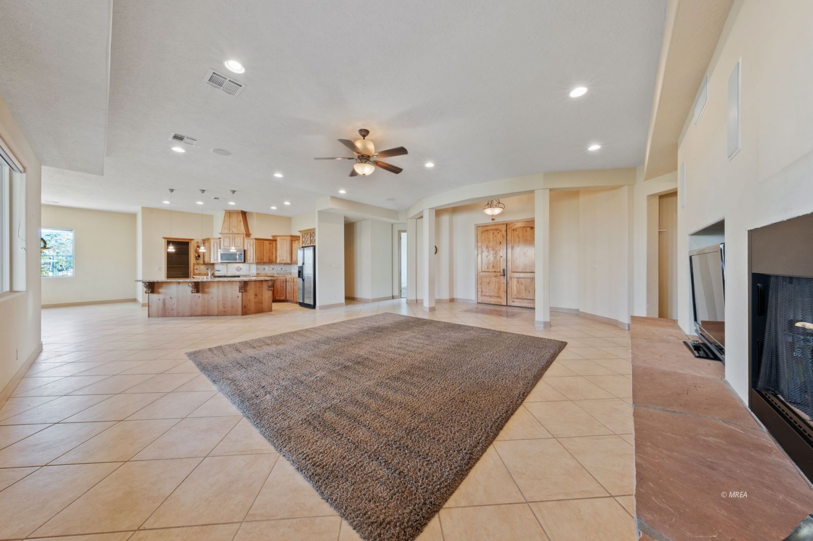 403  Crystal Canyon Dr