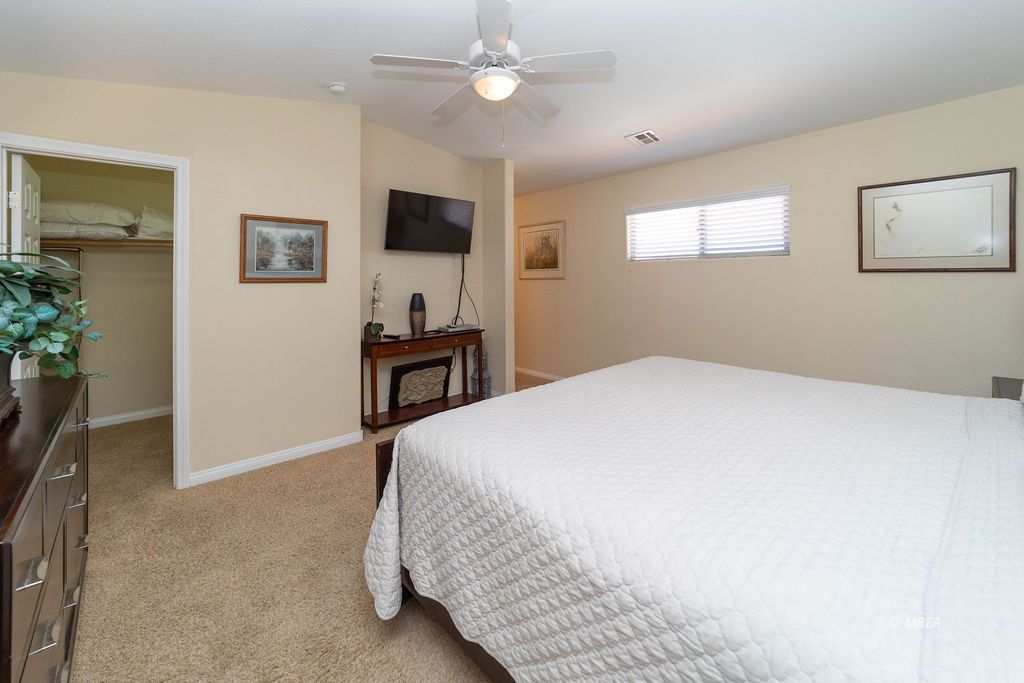 890  Kitty Hawk Dr #224