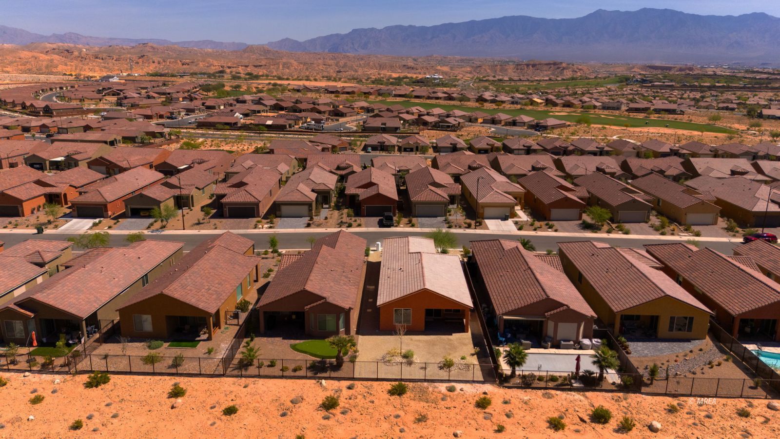 1481  Pin Cushion Rdg 