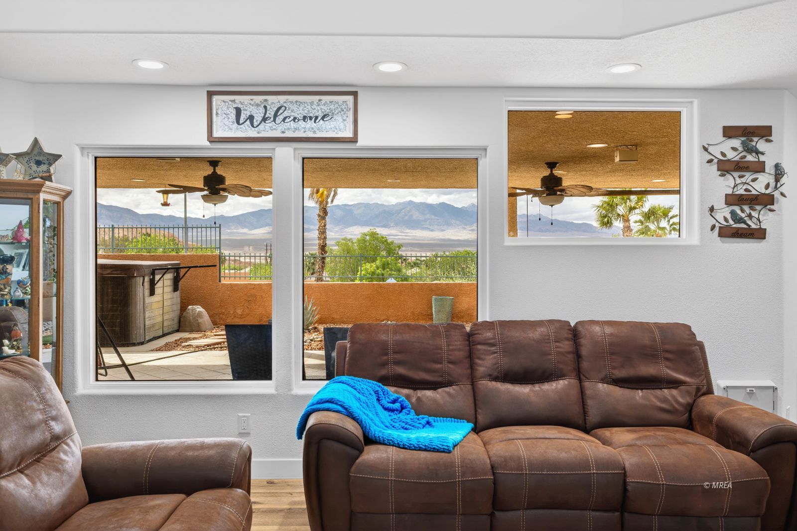 414  Crystal Canyon Dr