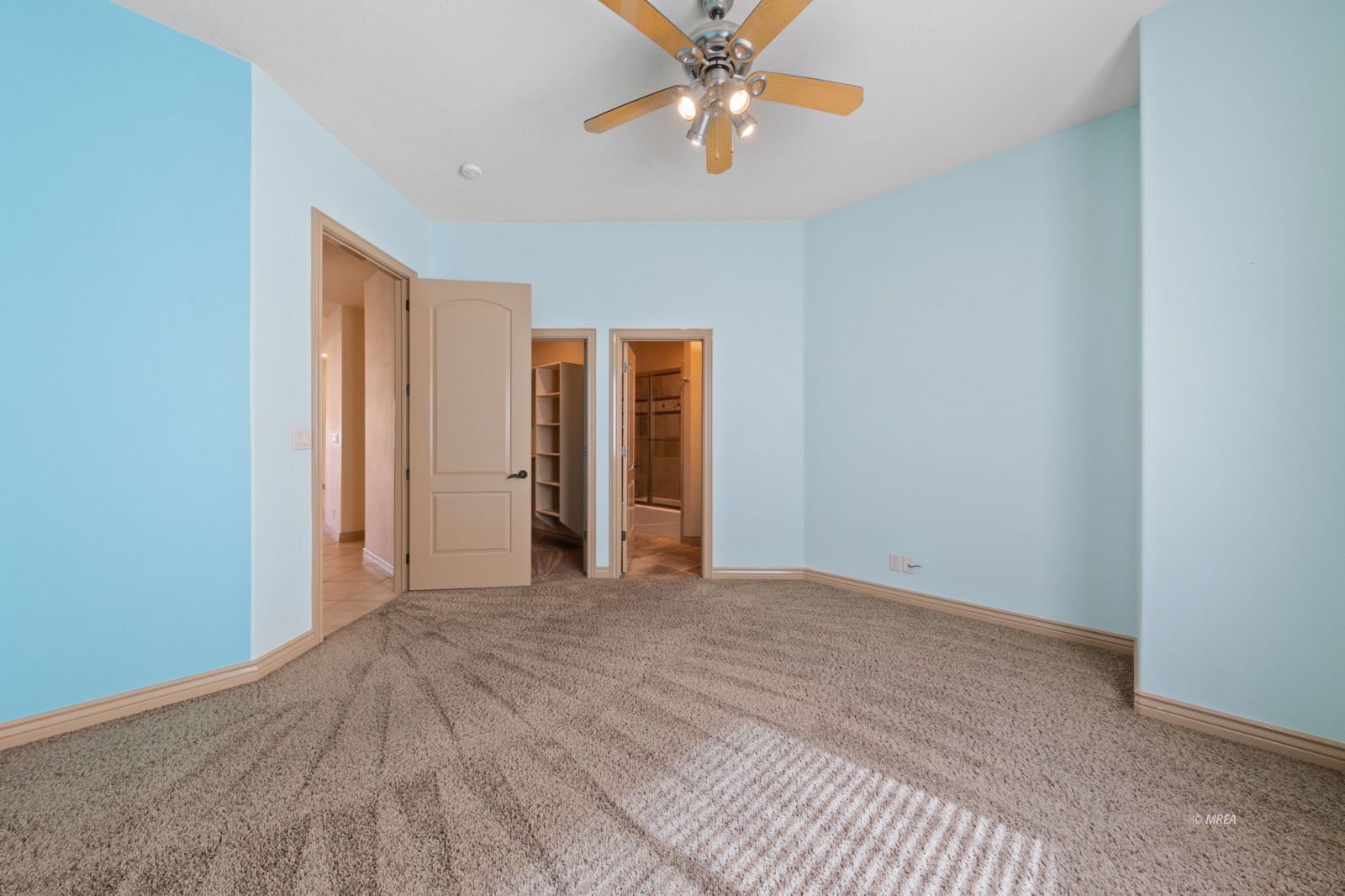 403  Crystal Canyon Dr
