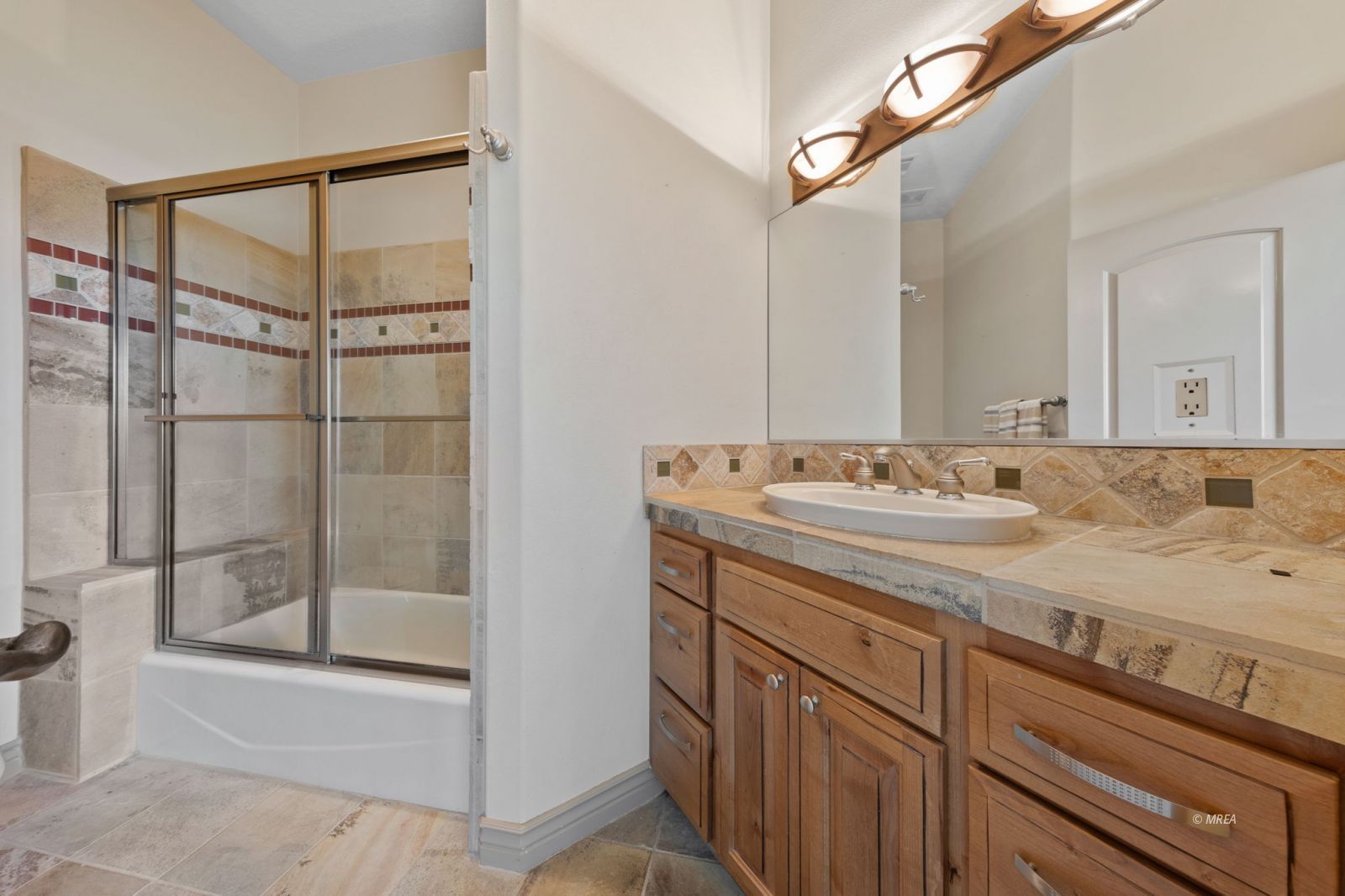 403  Crystal Canyon Dr