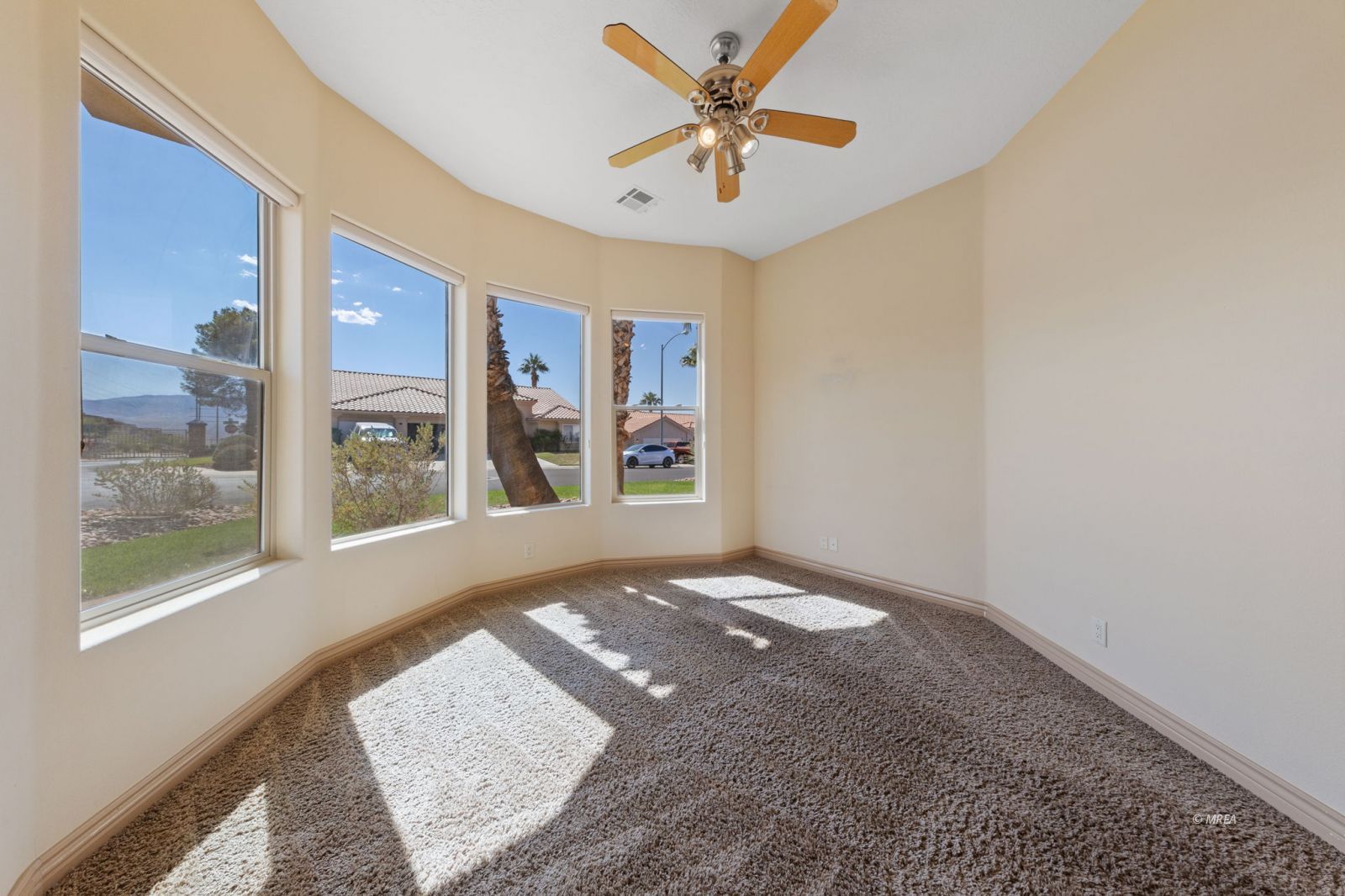 403  Crystal Canyon Dr