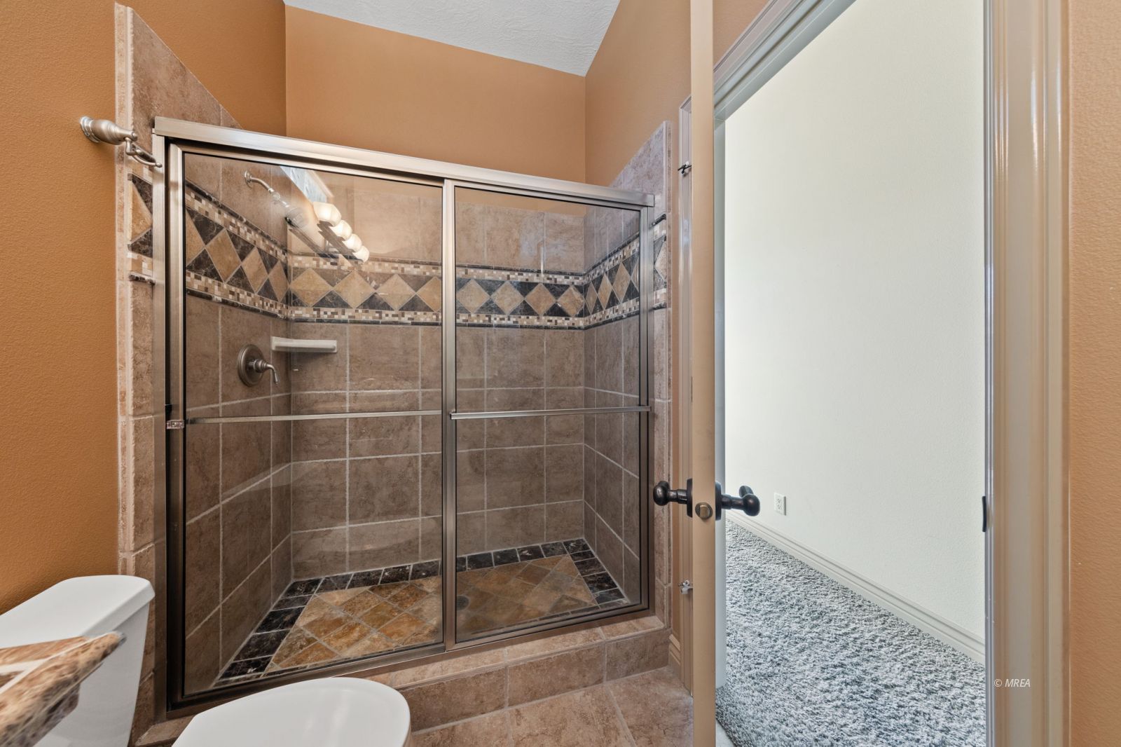 403  Crystal Canyon Dr