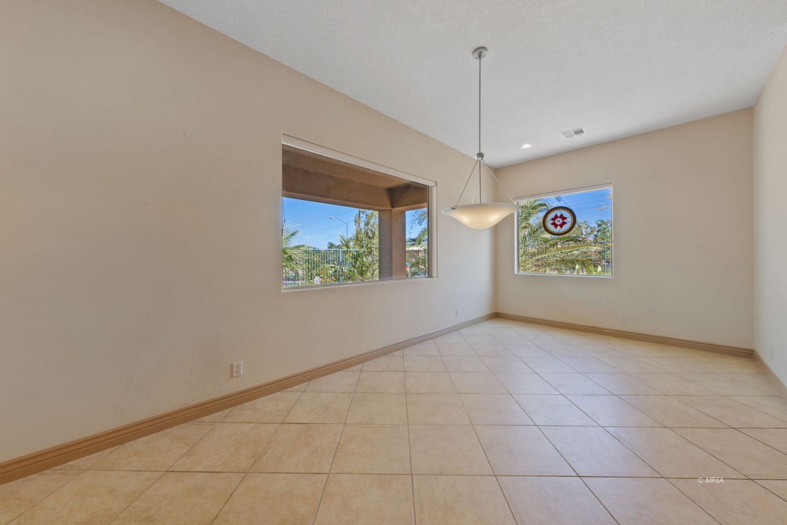 403  Crystal Canyon Dr