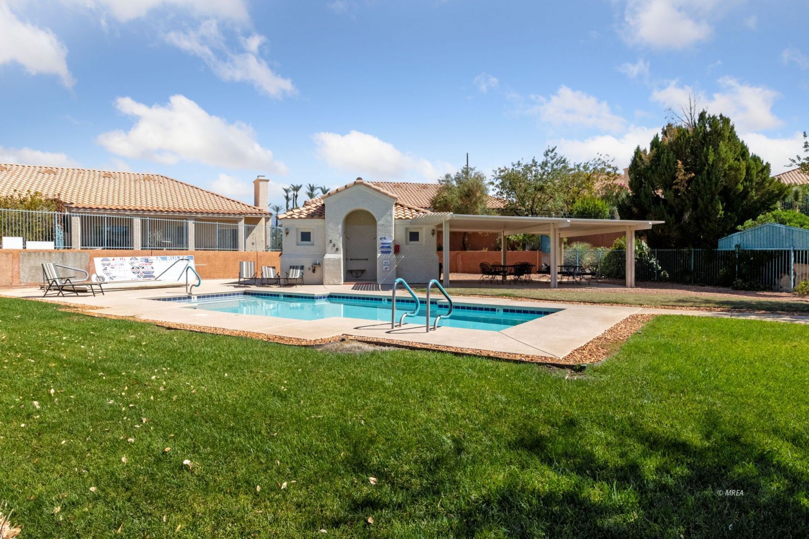 403  Crystal Canyon Dr