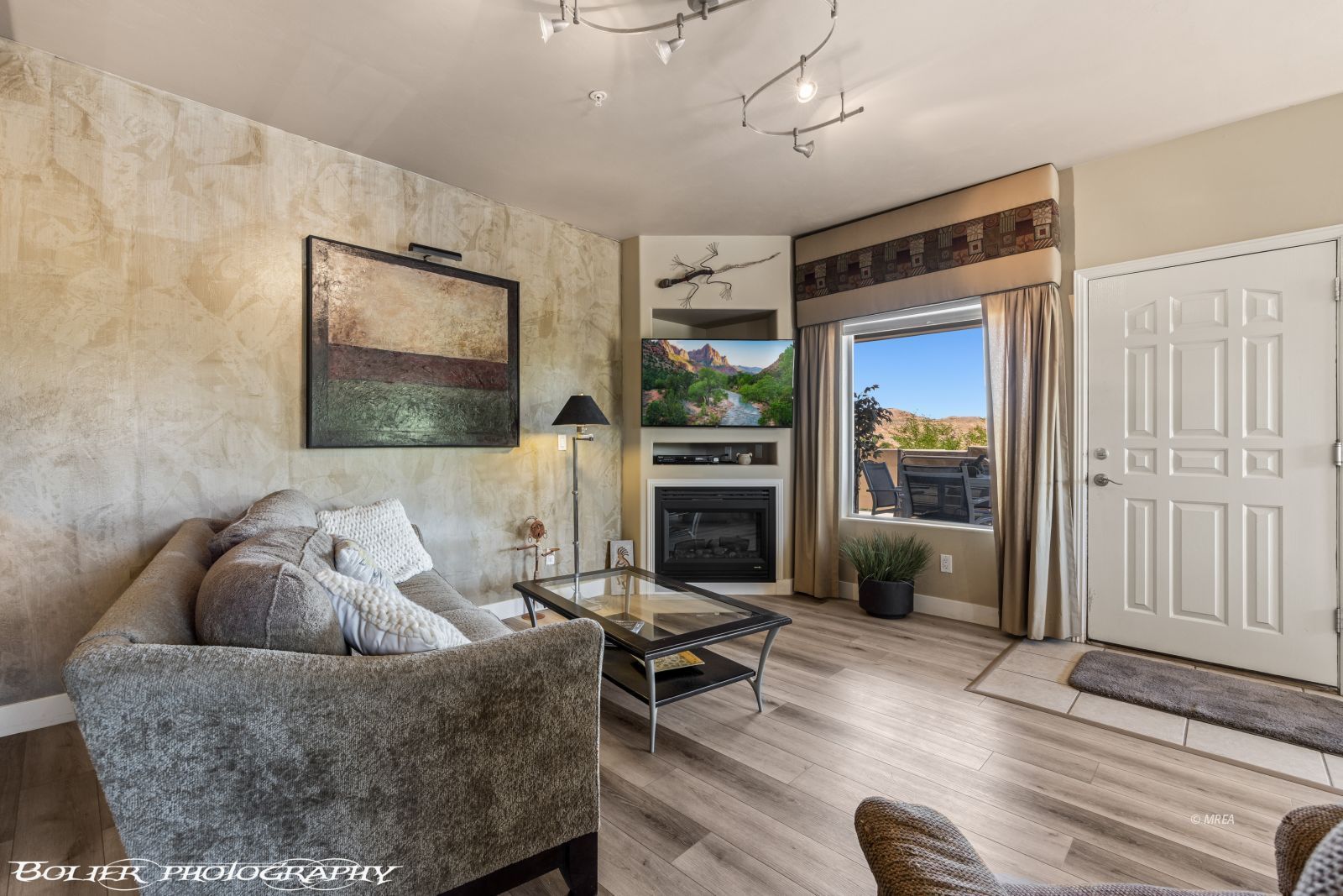 405  Paradise Parkway  #290