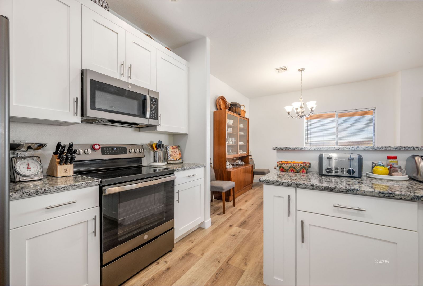 470  Turtle Back Rd #9B