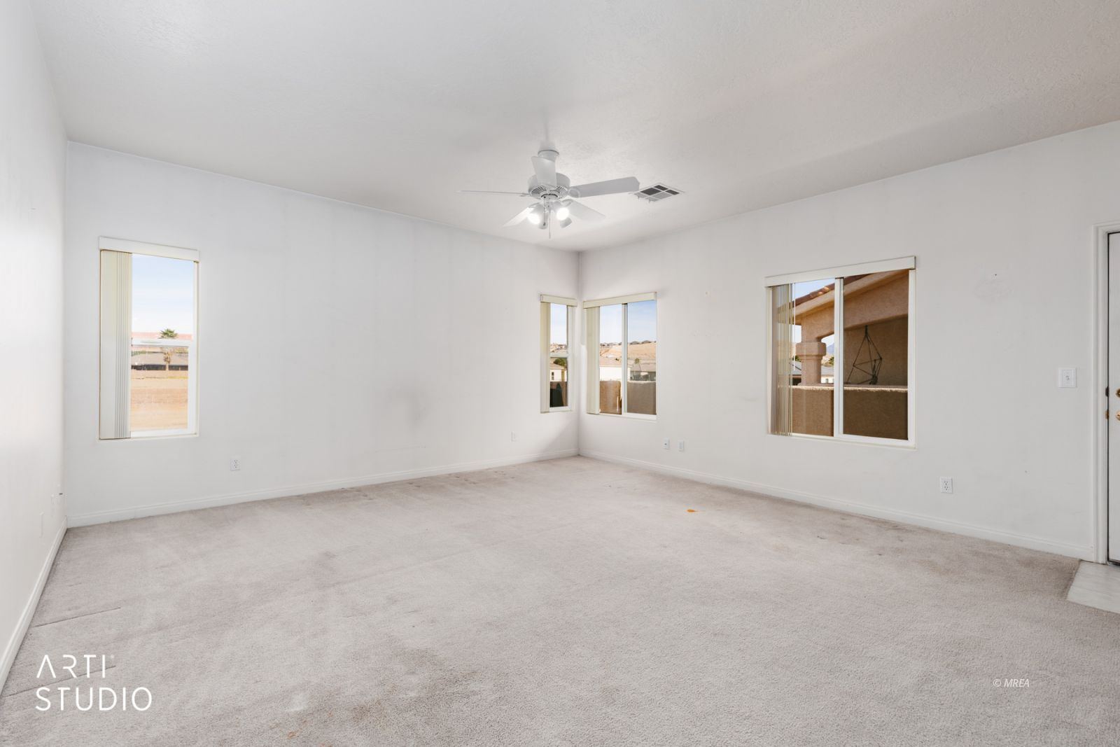 517 W Mesquite Blvd #2323