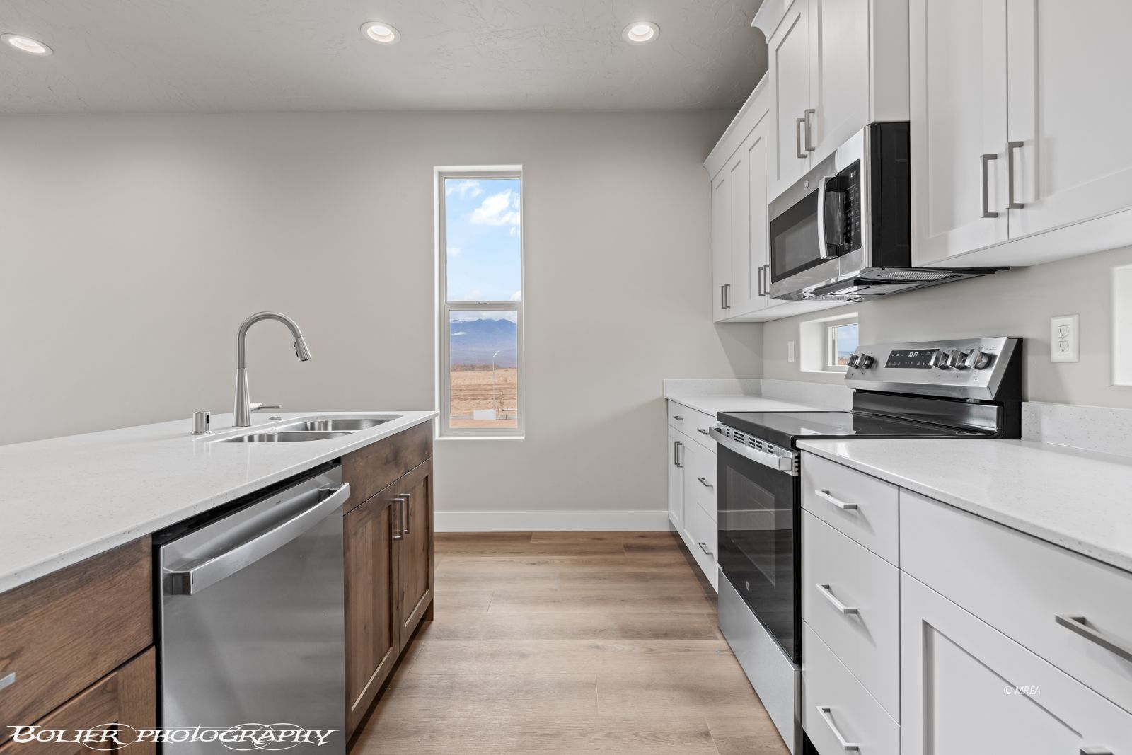 348  North White Rock Trl 