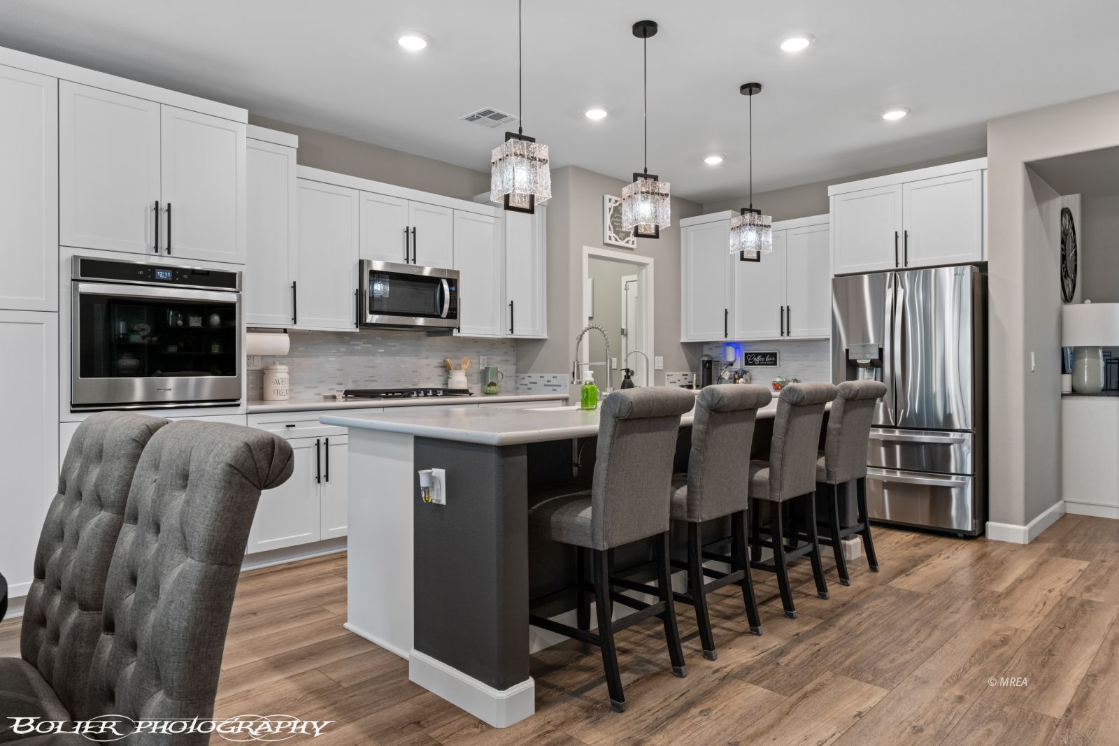 472  Paradise Valley Hts 