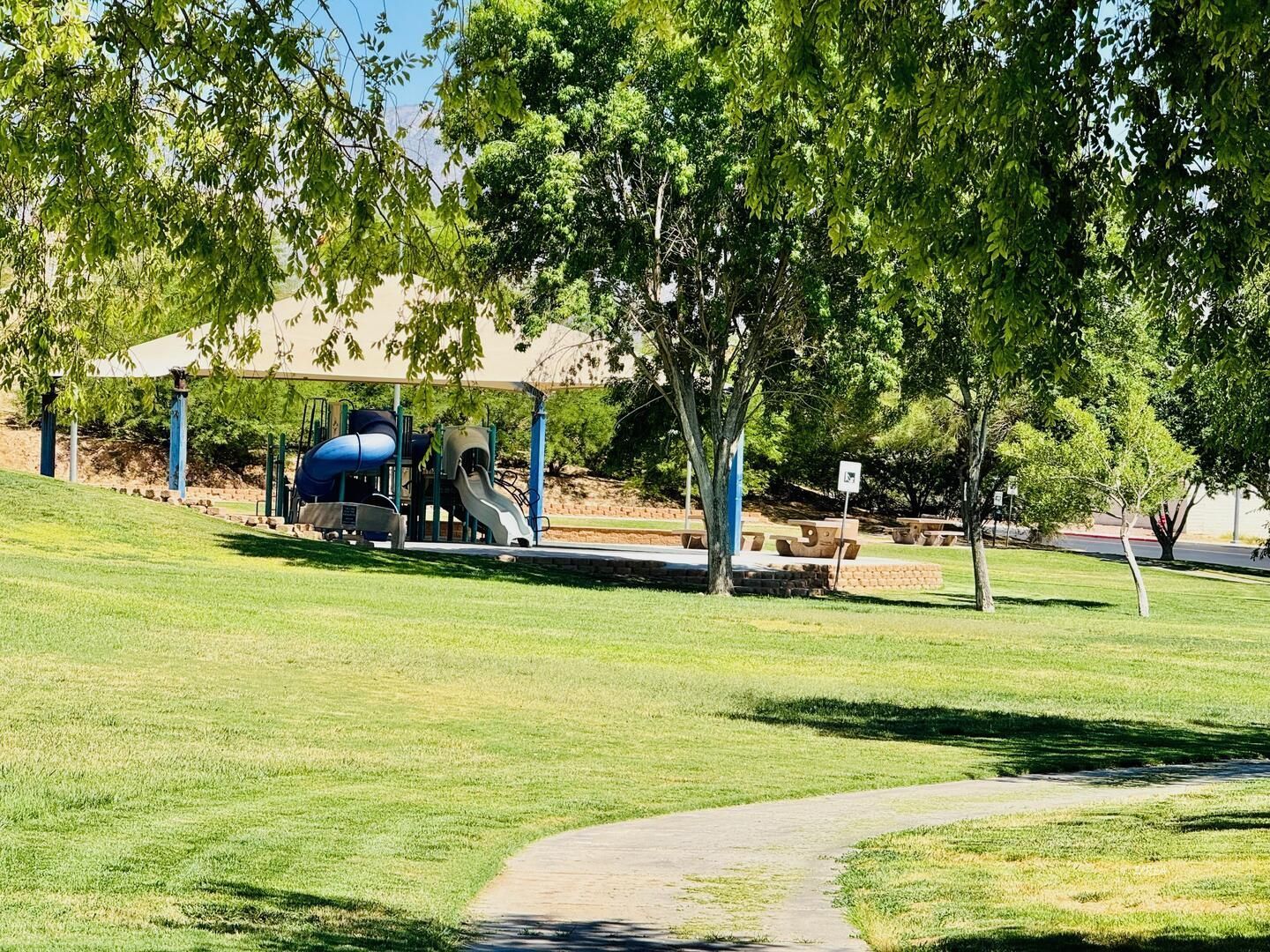 890  Kitty Hawk Dr #224