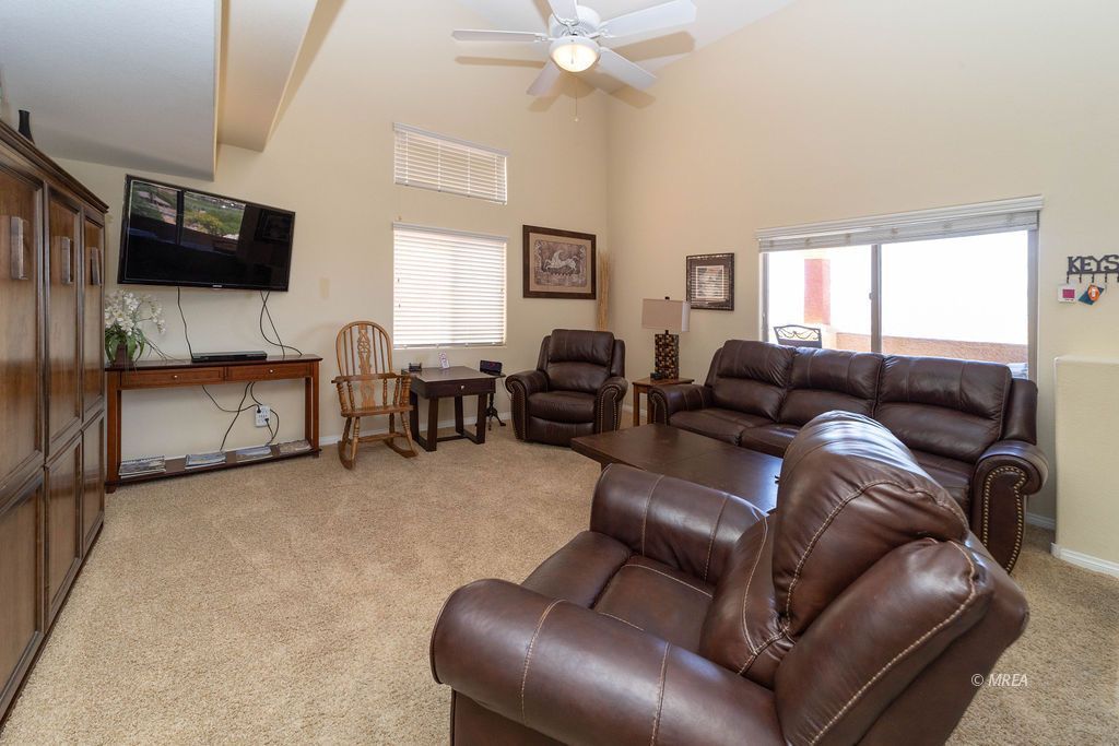 890  Kitty Hawk Dr #224