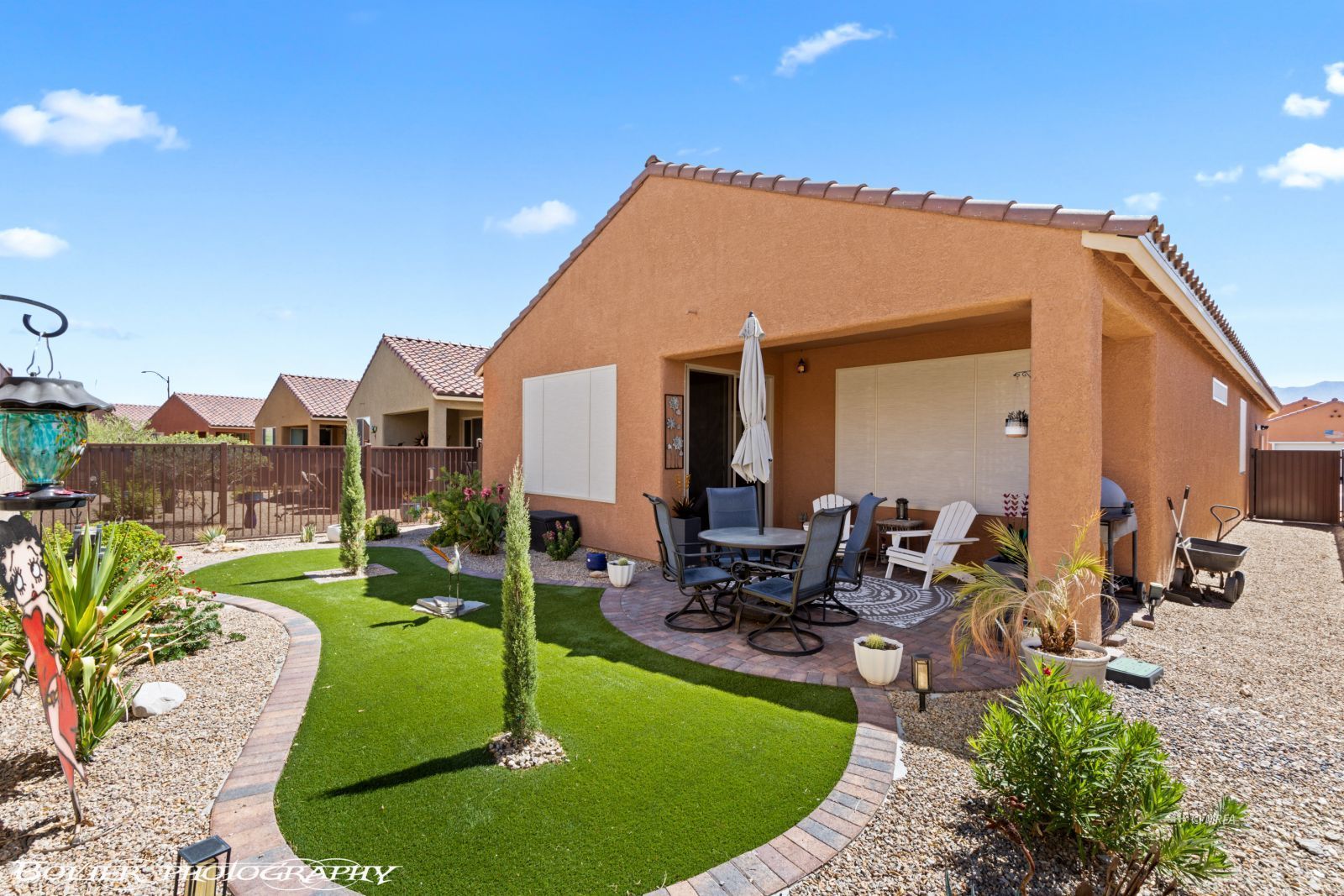 1135  Crestline Lane 