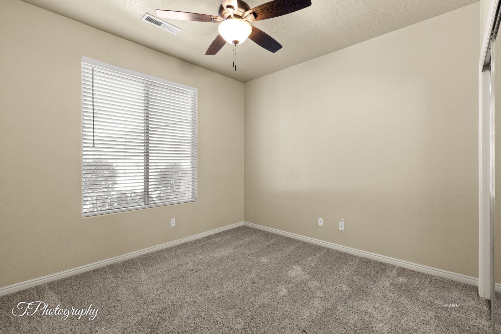 1407  Vista Del Ciudad Dr