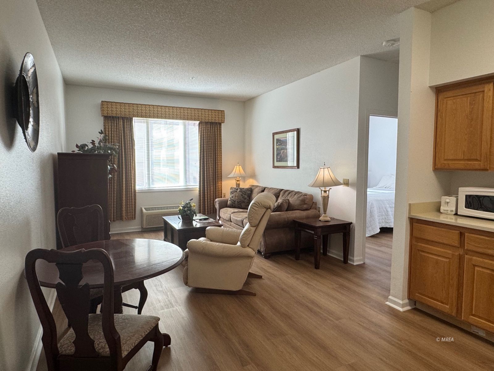 555  Highland Dr #118