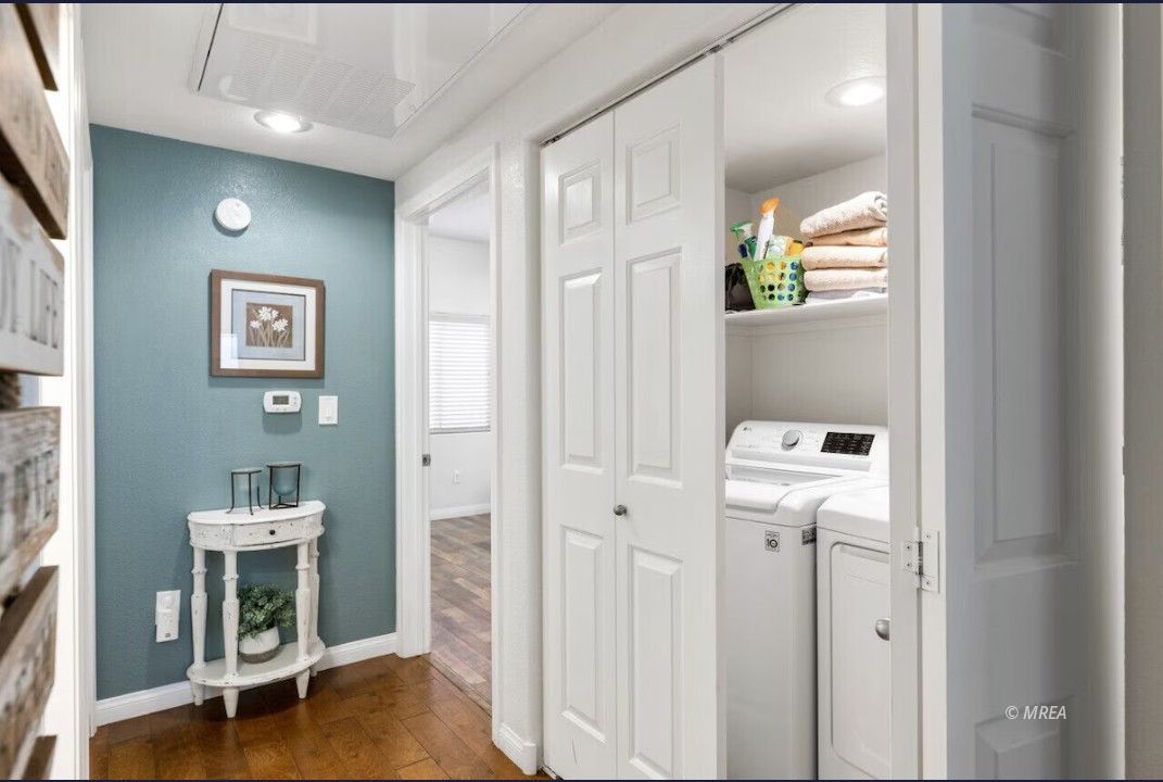 890  Kitty Hawk  #3311