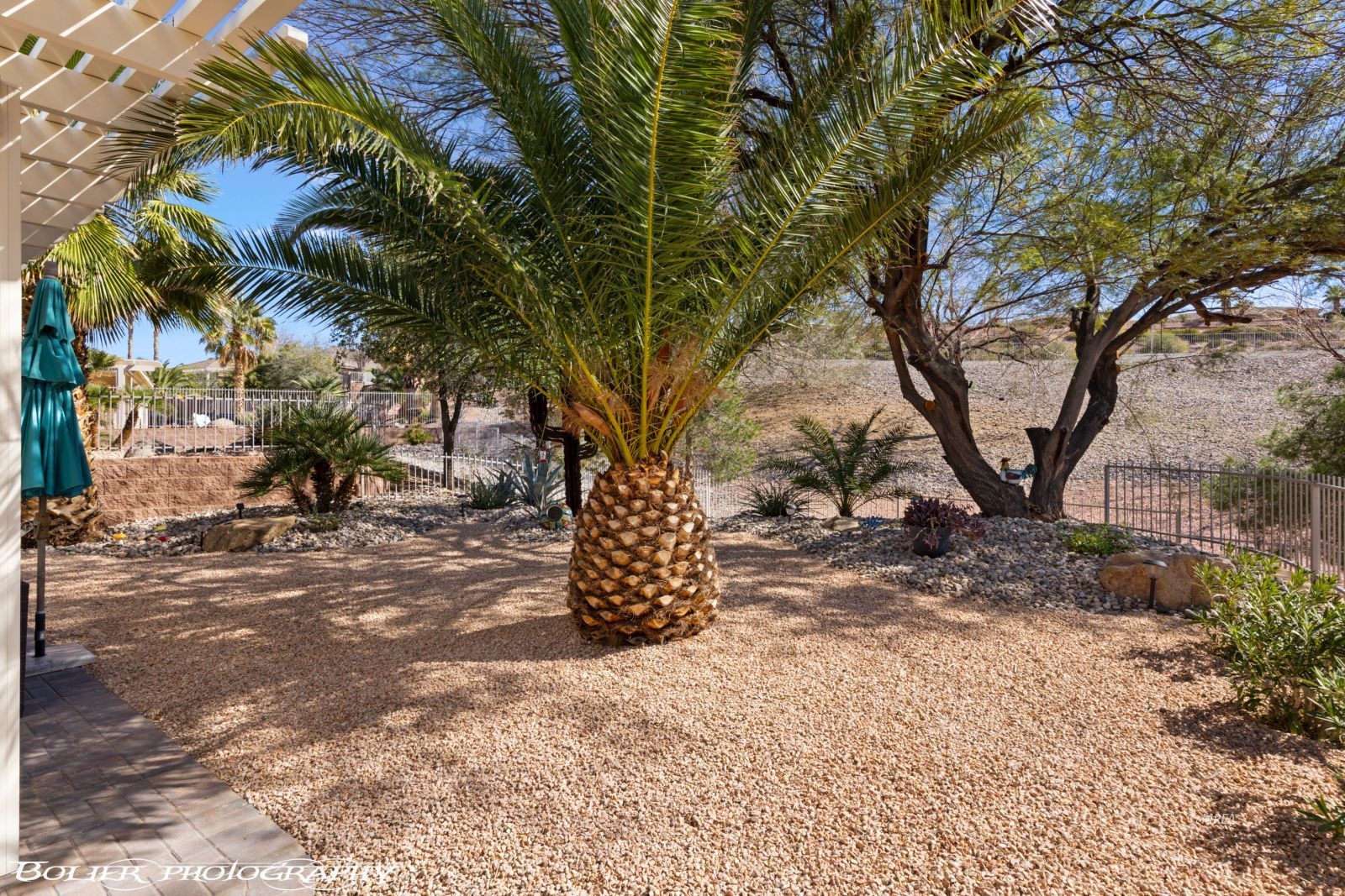 454  Highland View Ct