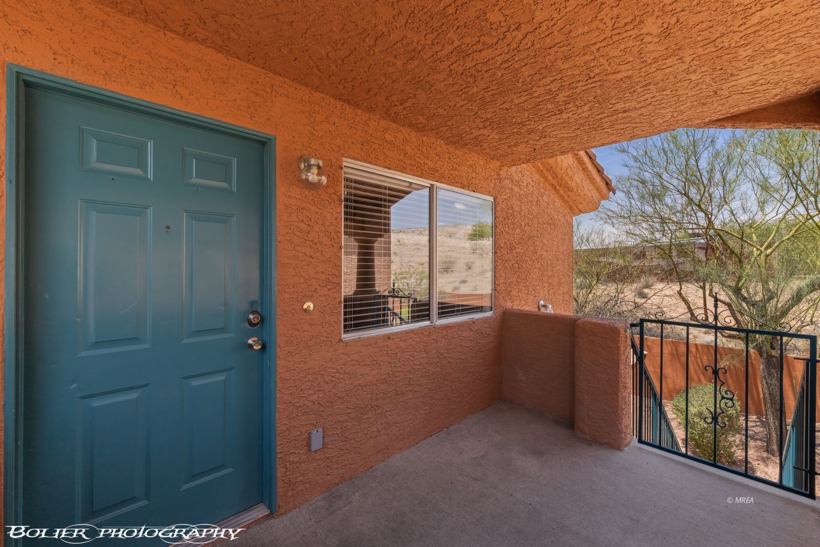 957  Mesquite Springs Dr #201