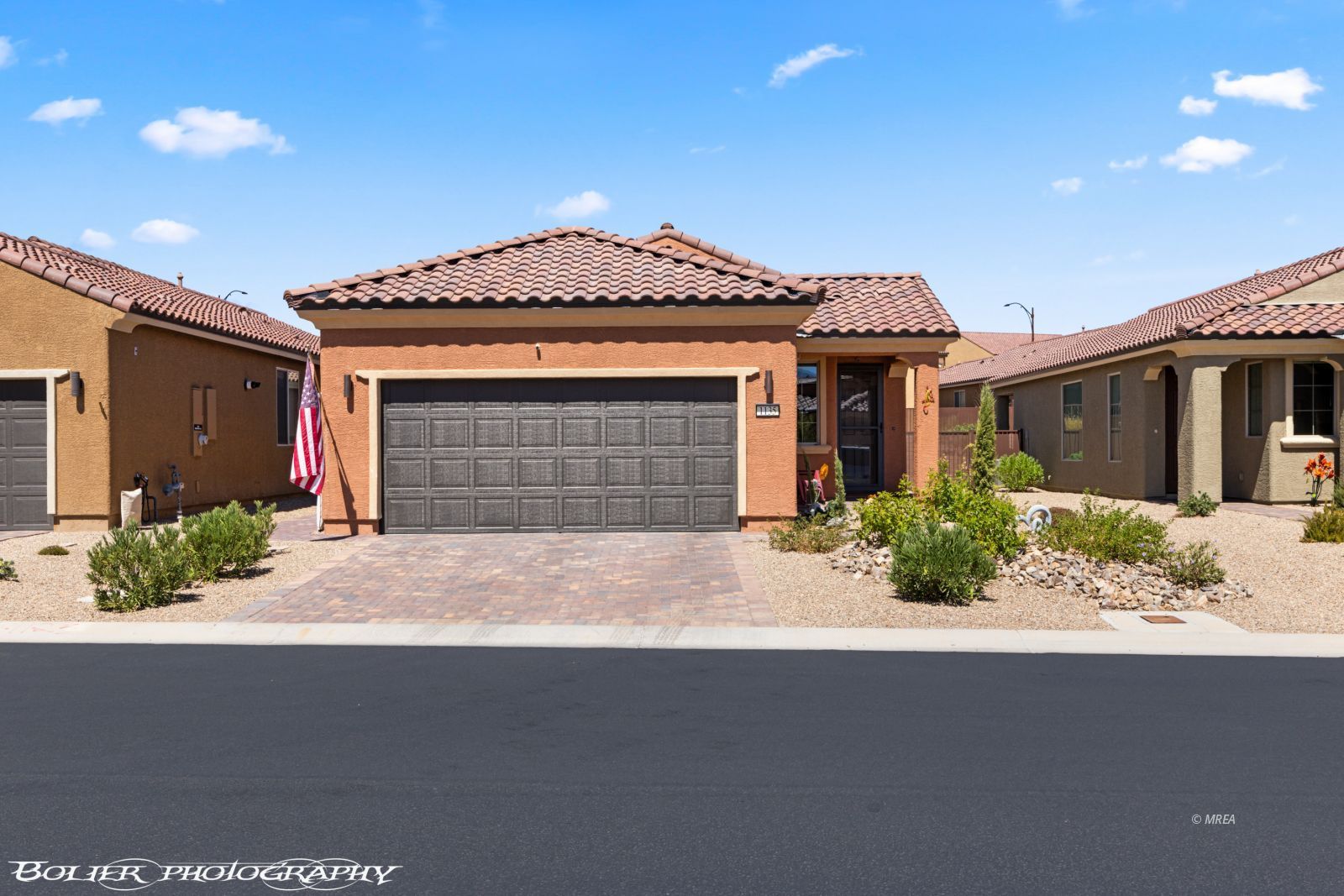 1135  Crestline Lane 