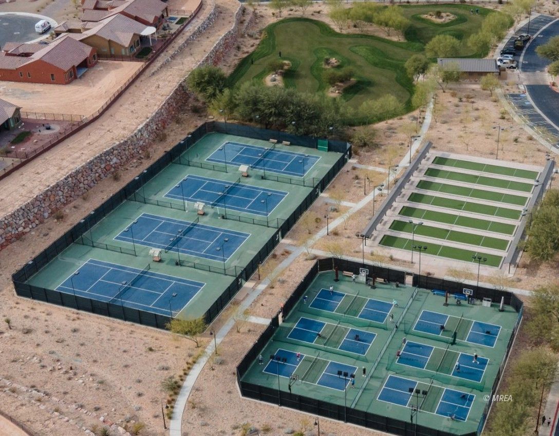 1029  Back Country Trl 