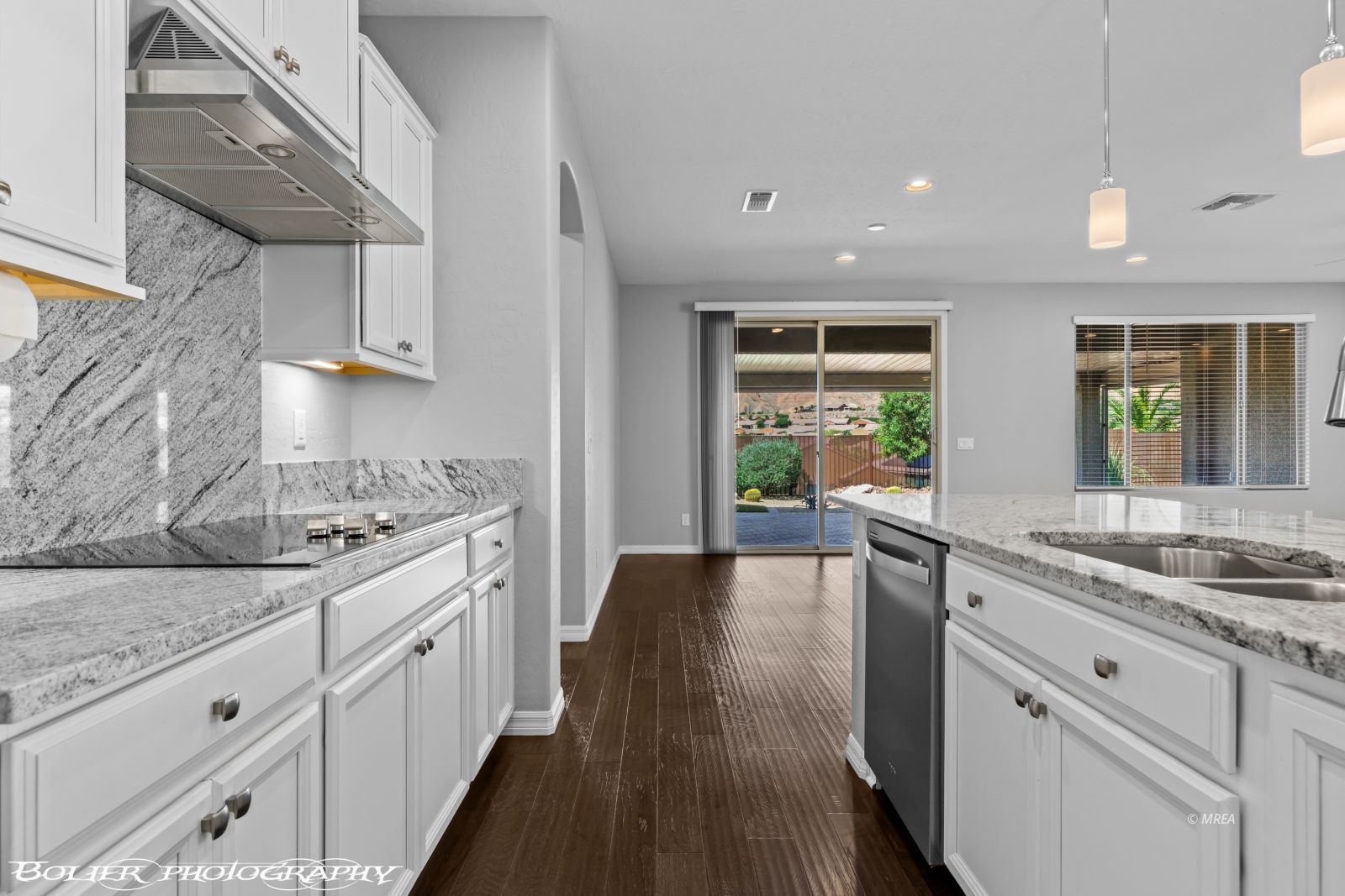 901  Emerald Pool Bluff 