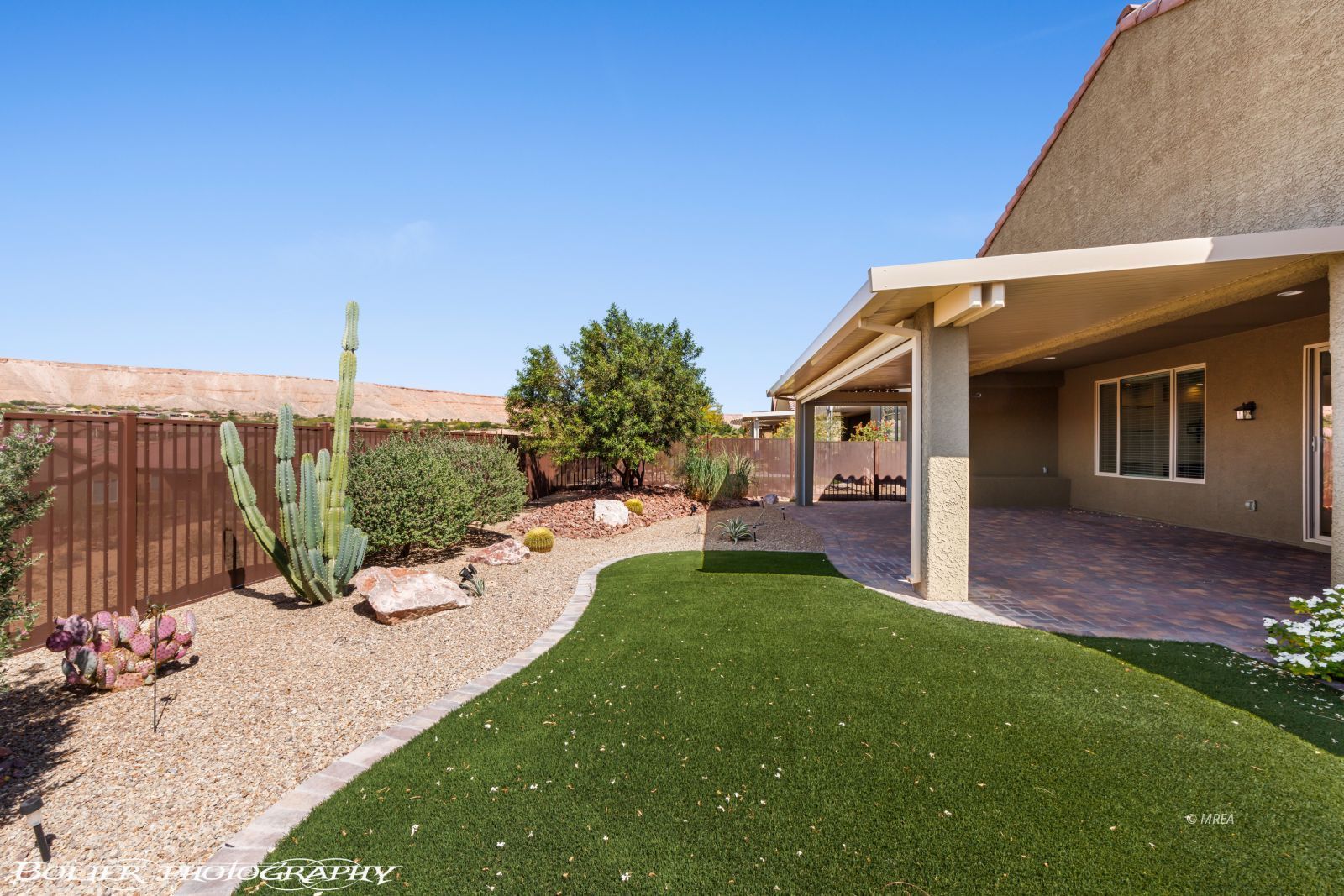 901  Emerald Pool Bluff 