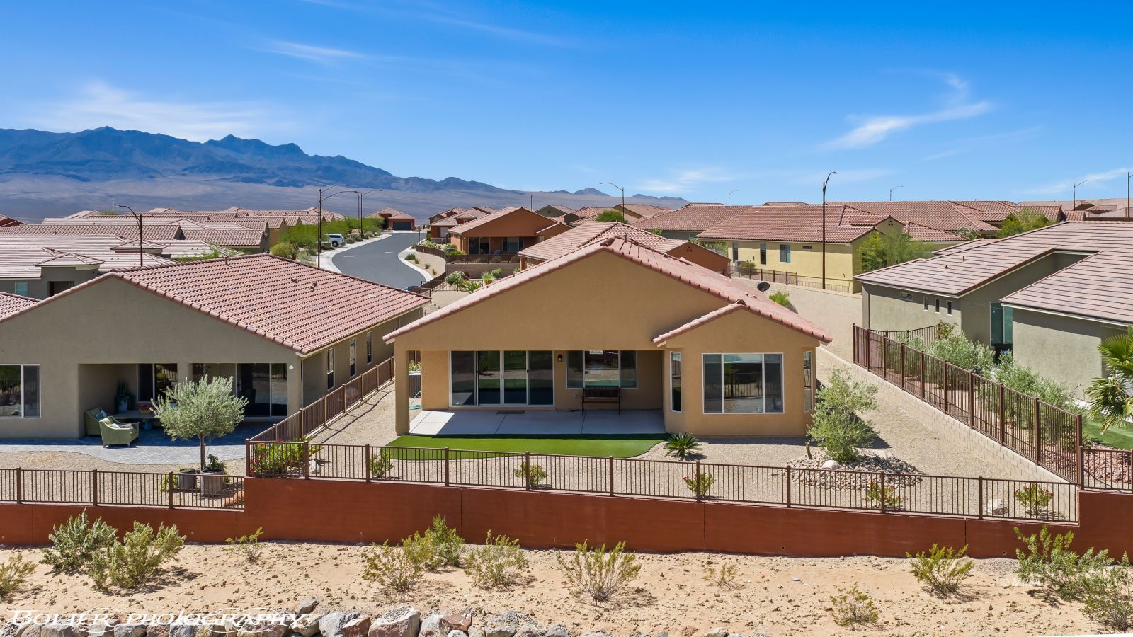 1109  Flagstone BND 