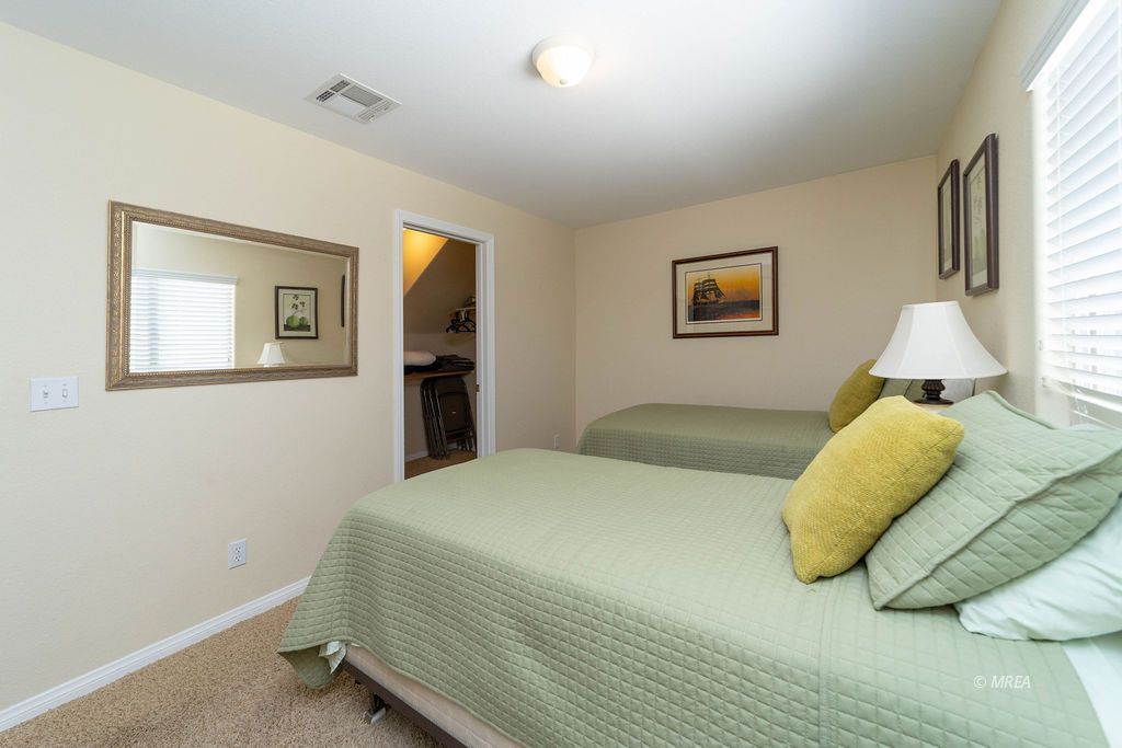 890  Kitty Hawk Dr #224