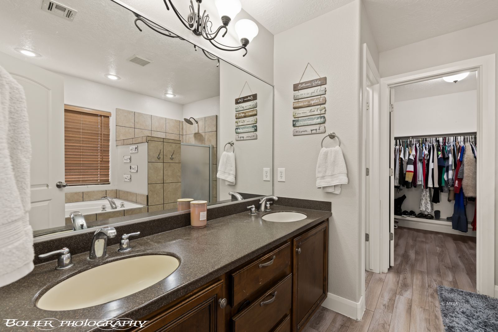 564  Desert Tortoise Way