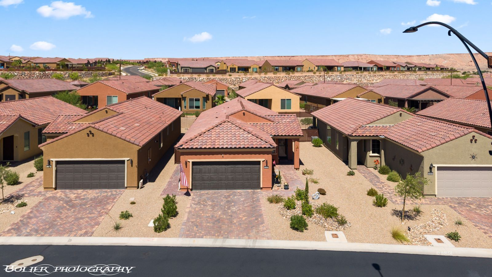 1135  Crestline Lane 