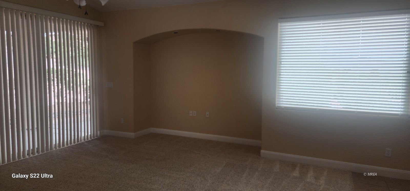 448  Highland View Ct