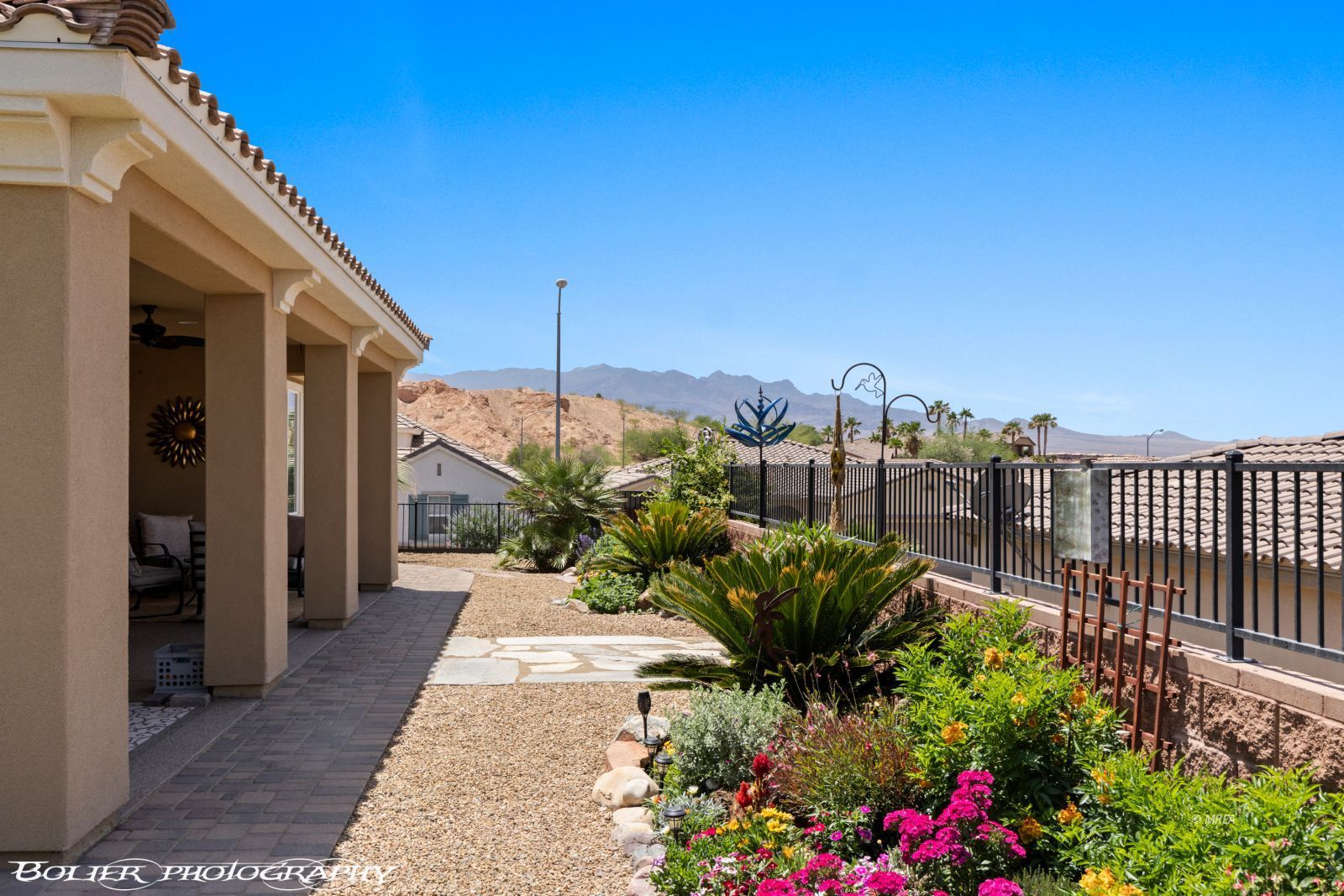 1123  Pebble Creek Blf 