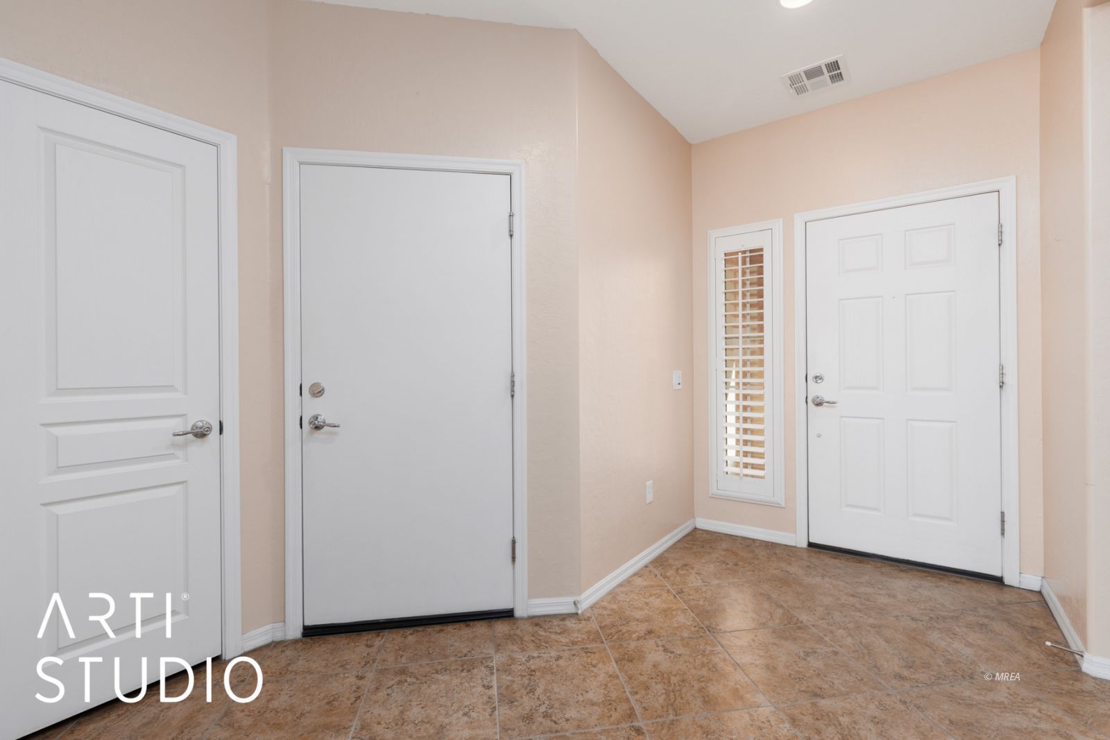 1019  Back Country Trl 