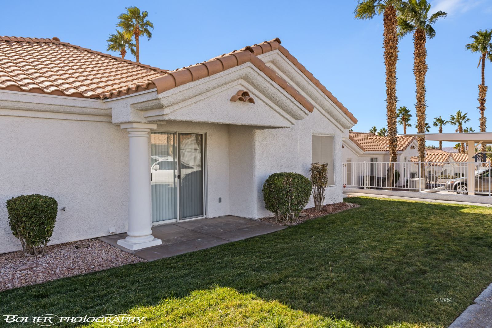 738  Mesa Springs Dr