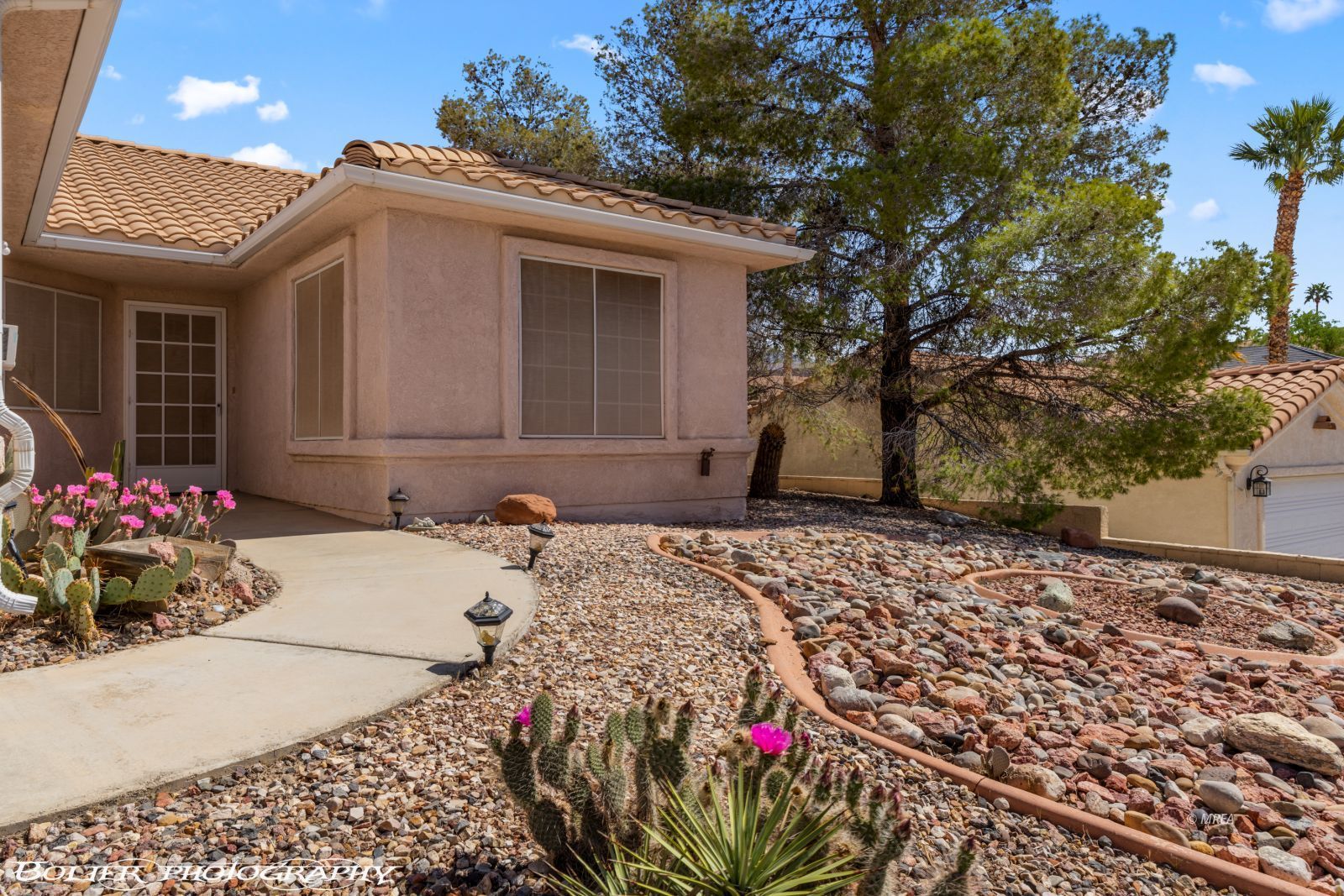 770  Buena Vista Cir