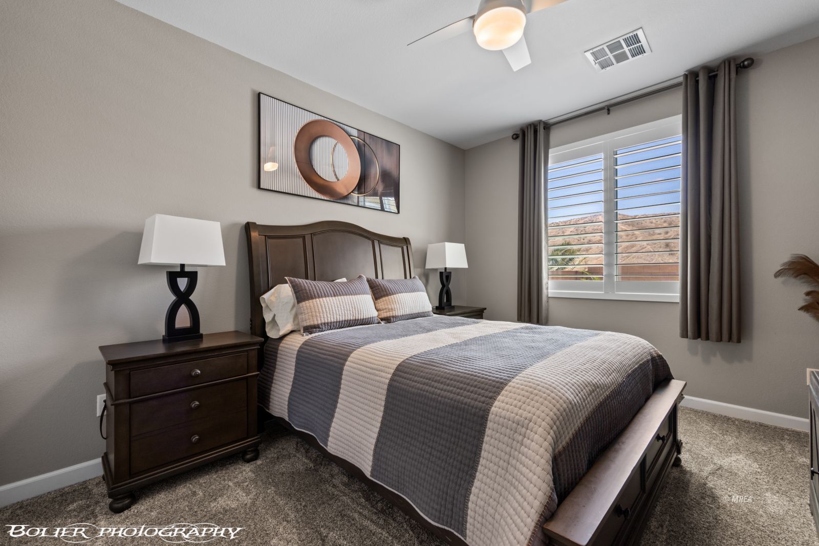 472  Paradise Valley Hts 