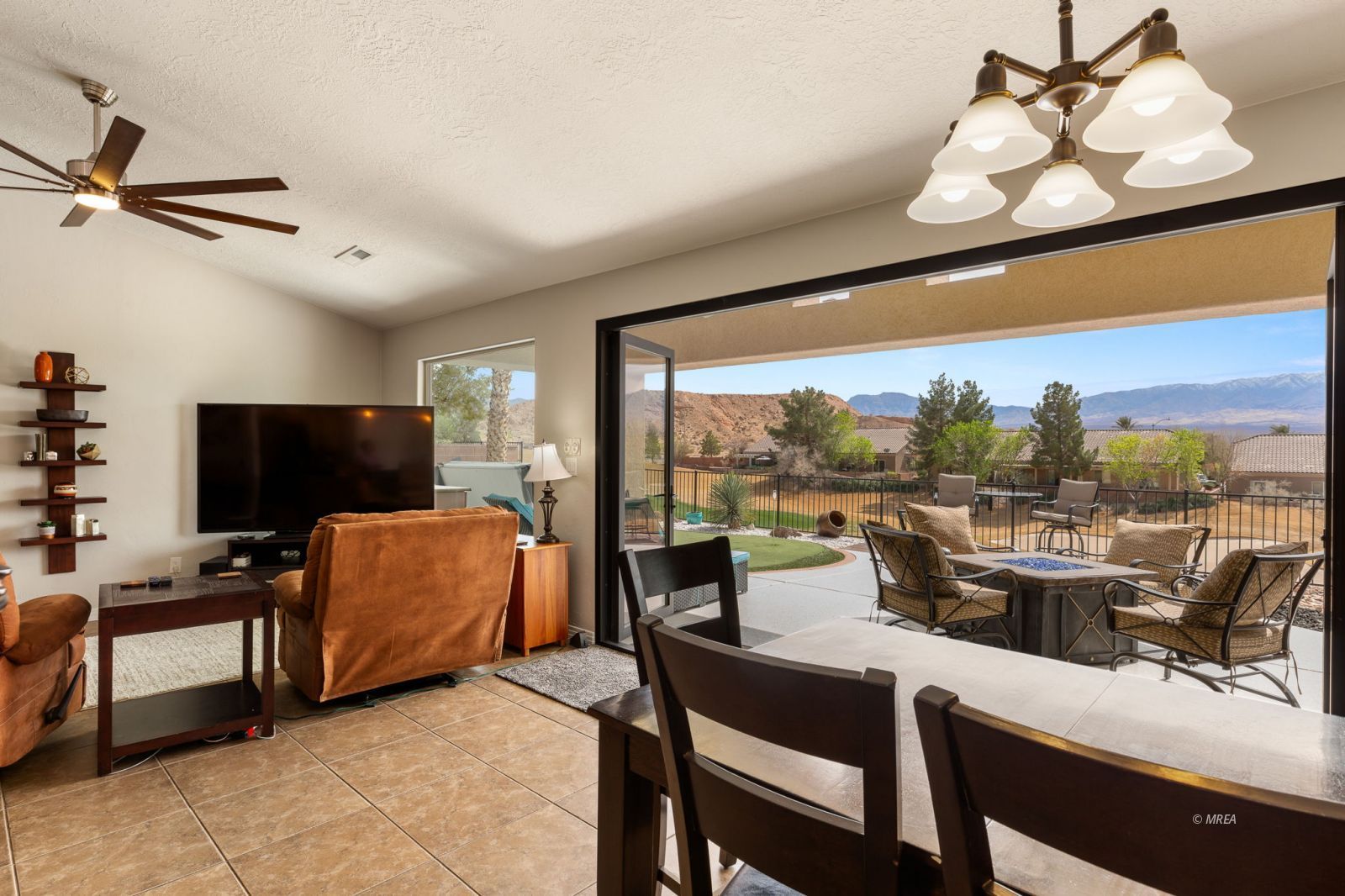 858  Falcon Glenn Dr