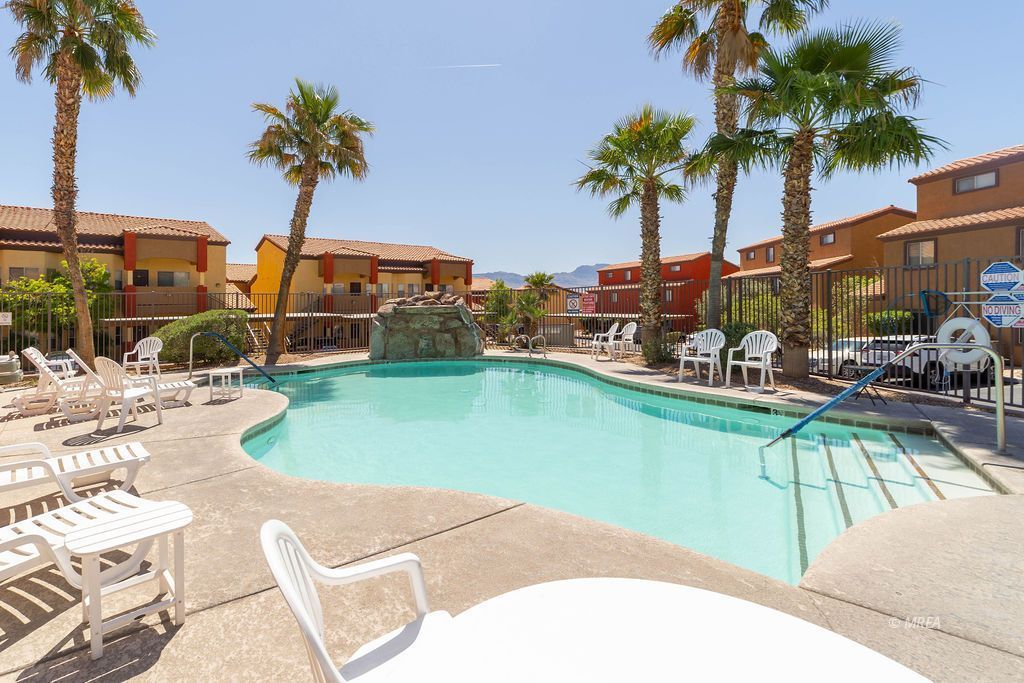 890  Kitty Hawk Dr #224