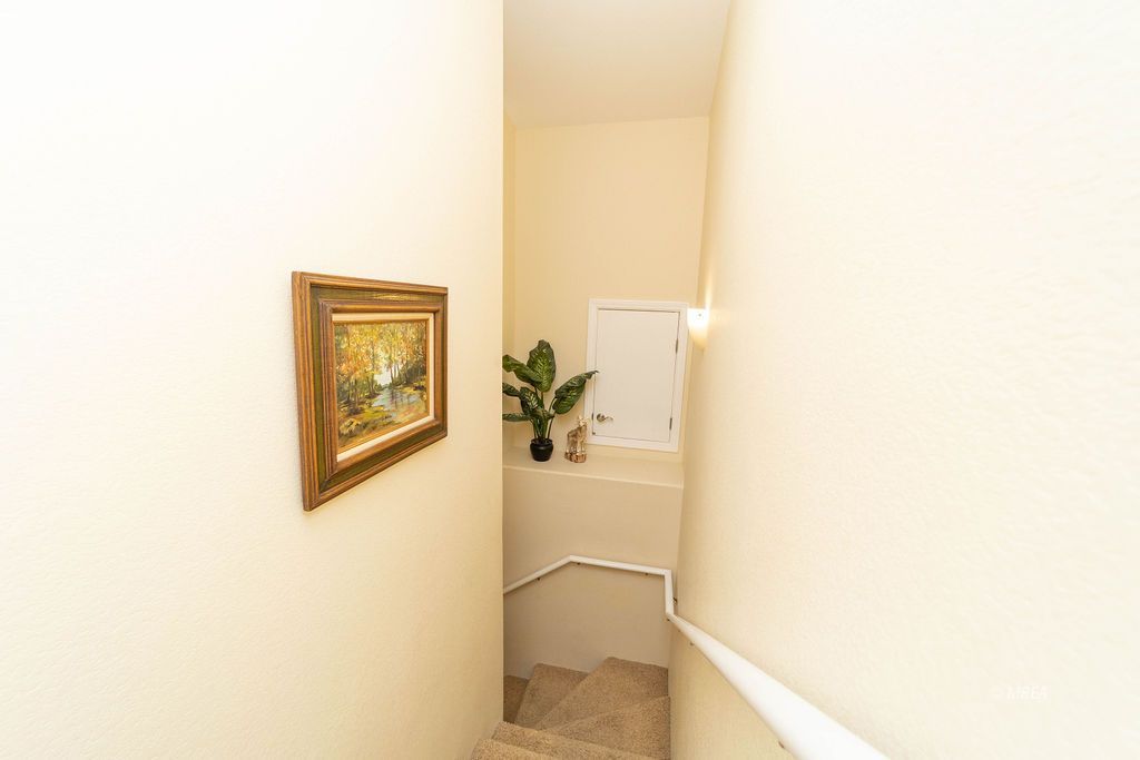 890  Kitty Hawk Dr #224