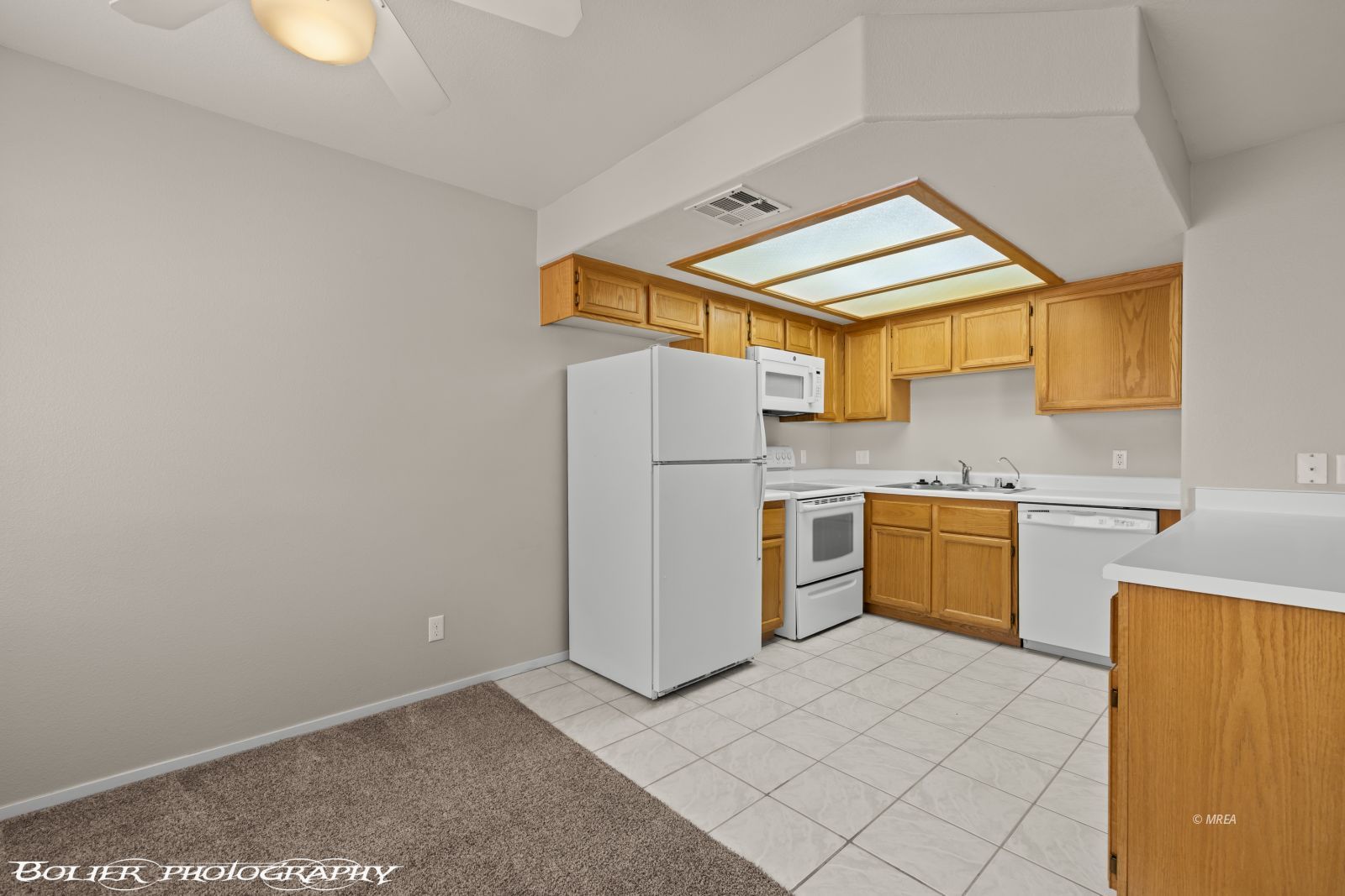 957  Mesquite Springs Dr #201