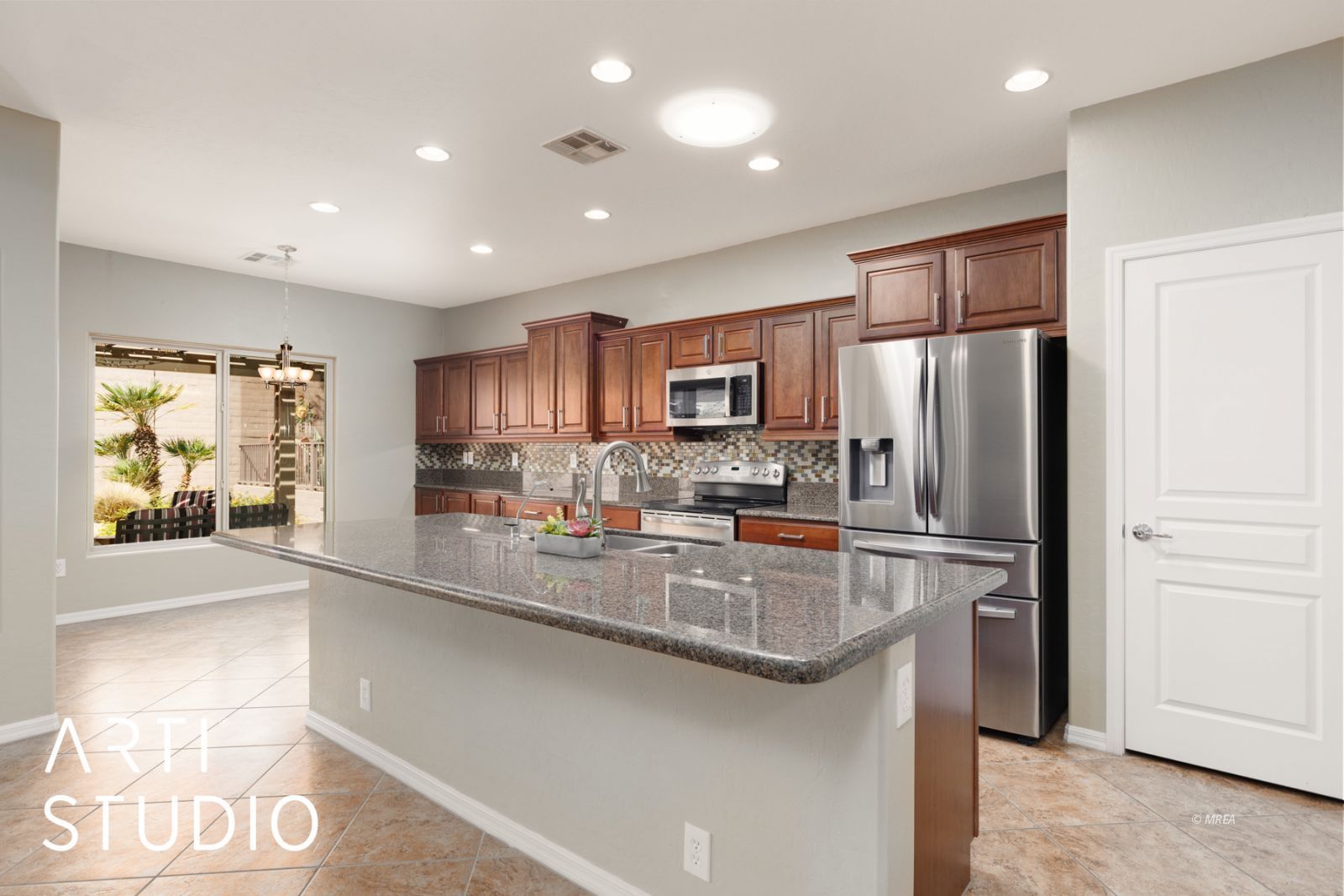 1019  Back Country Trl 