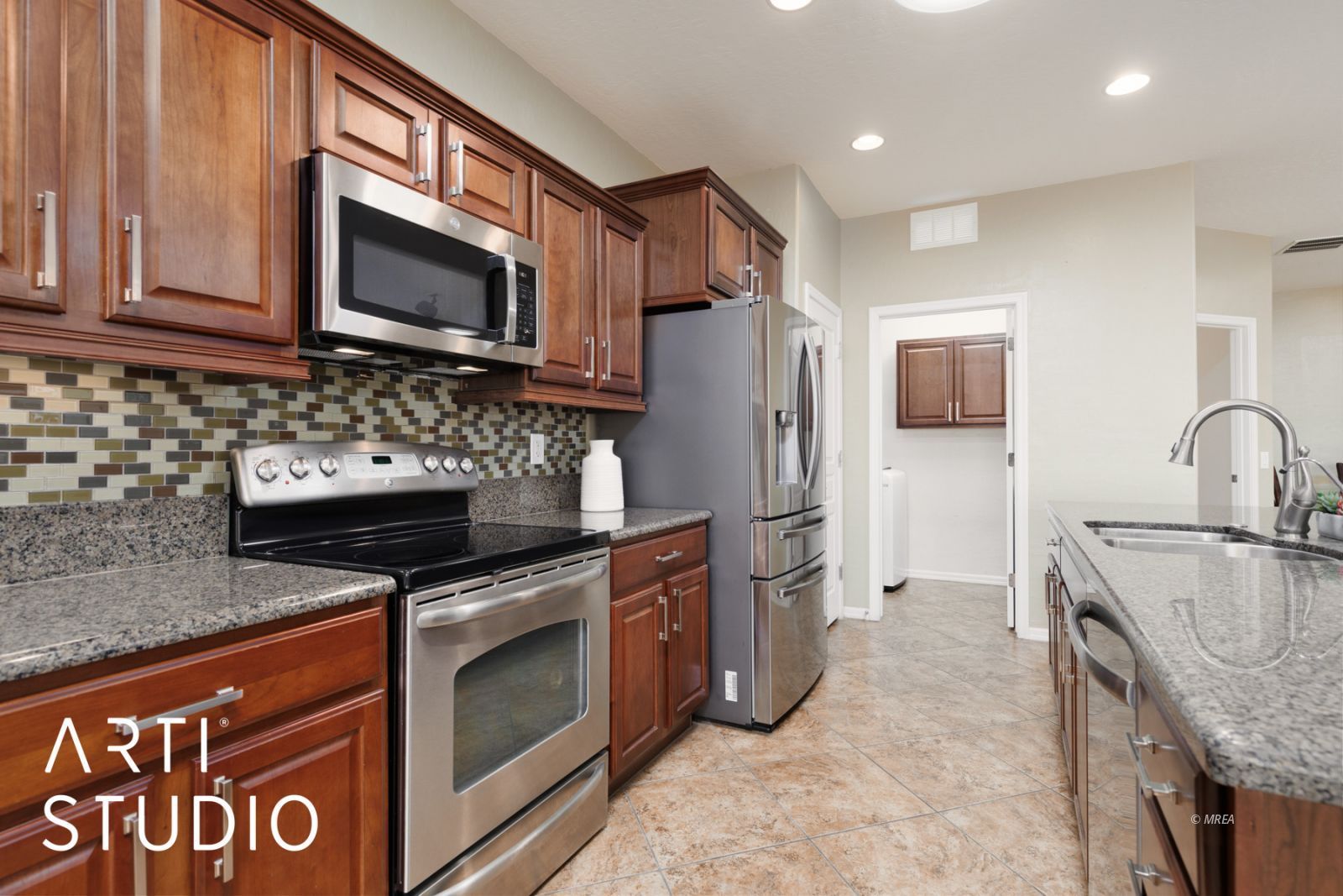 1019  Back Country Trl 